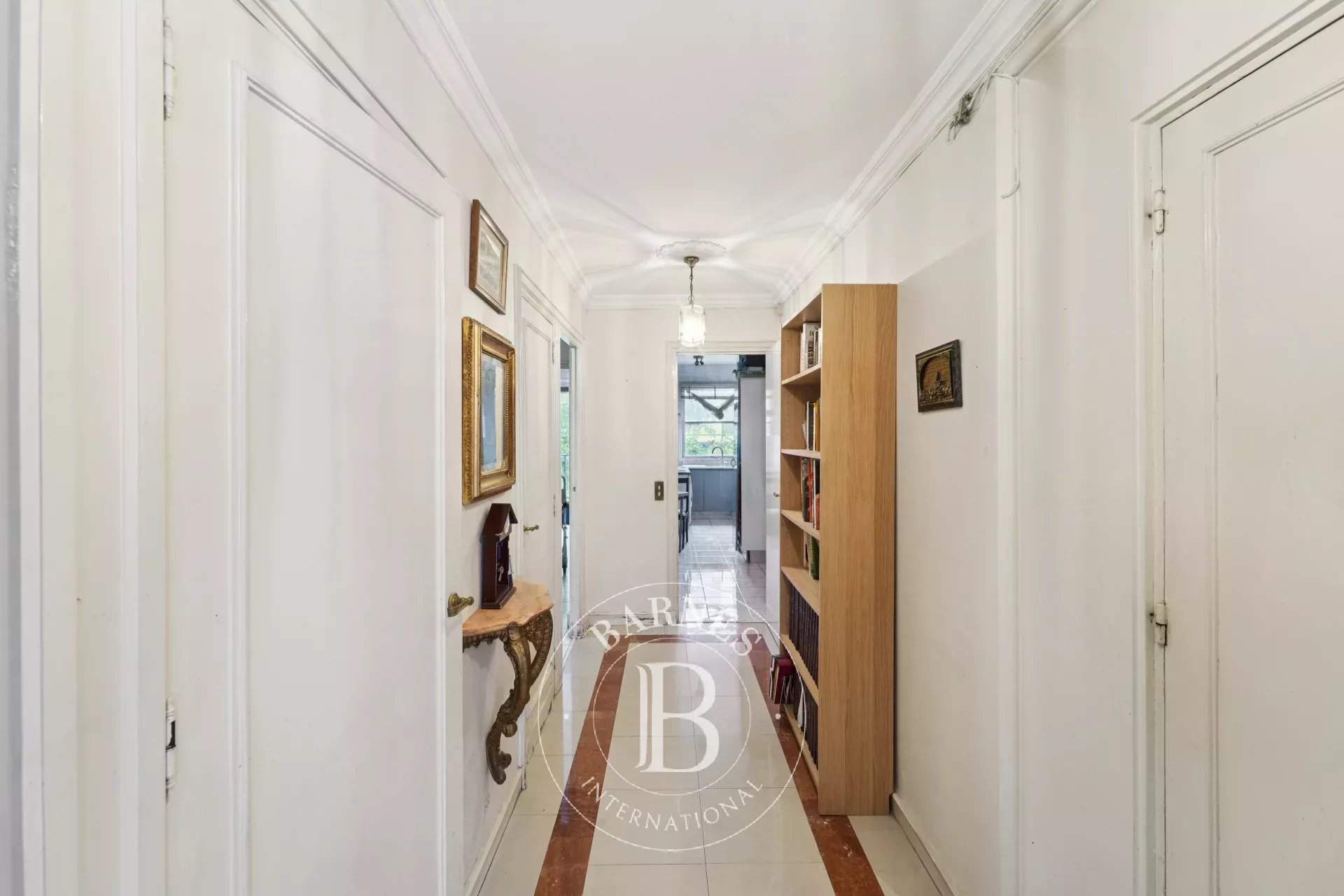 Paris  - Apartment 2 Bedrooms - picture 9