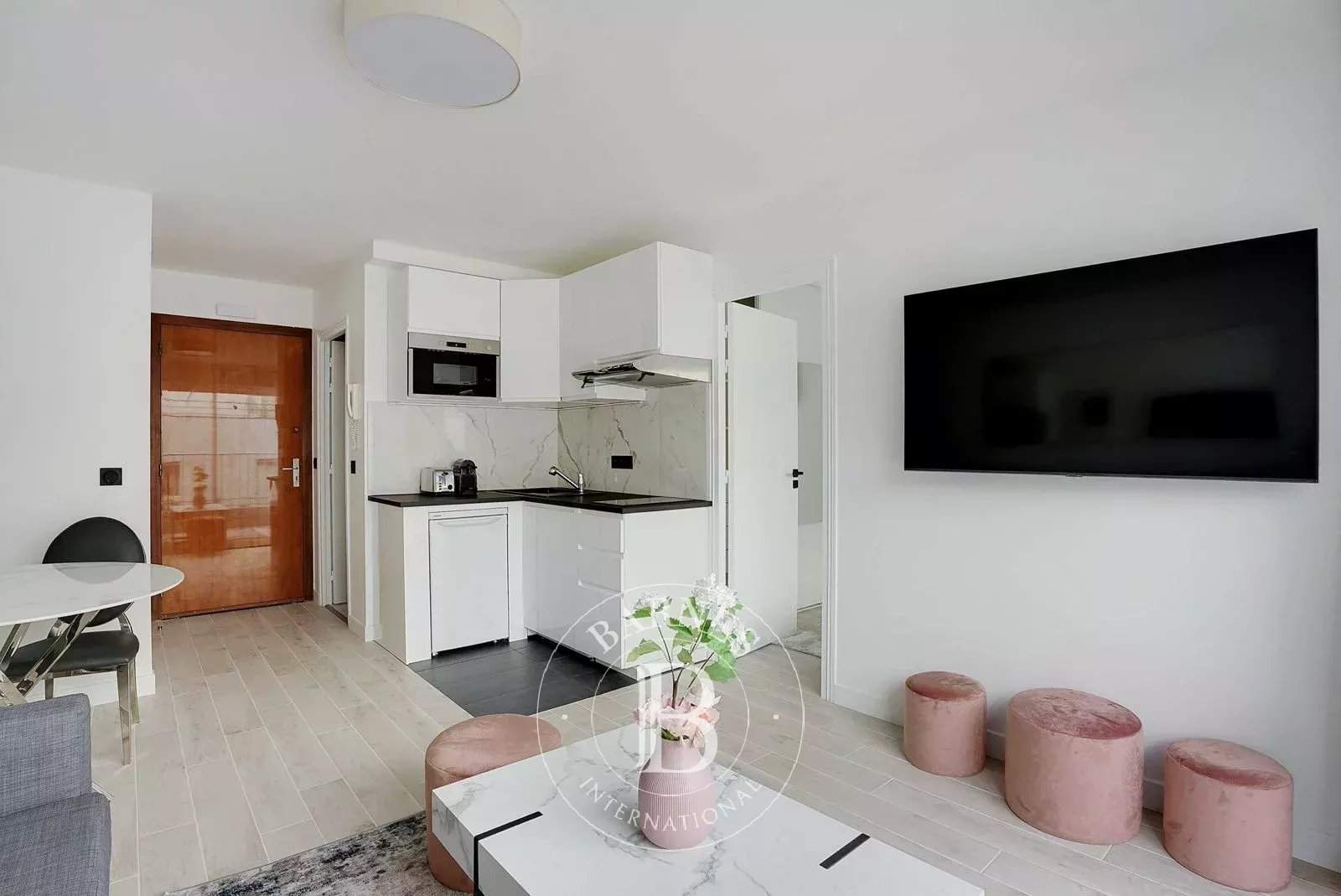 Paris  - Appartement 2 Pi&egrave;ces, 1 Chambre - picture 3