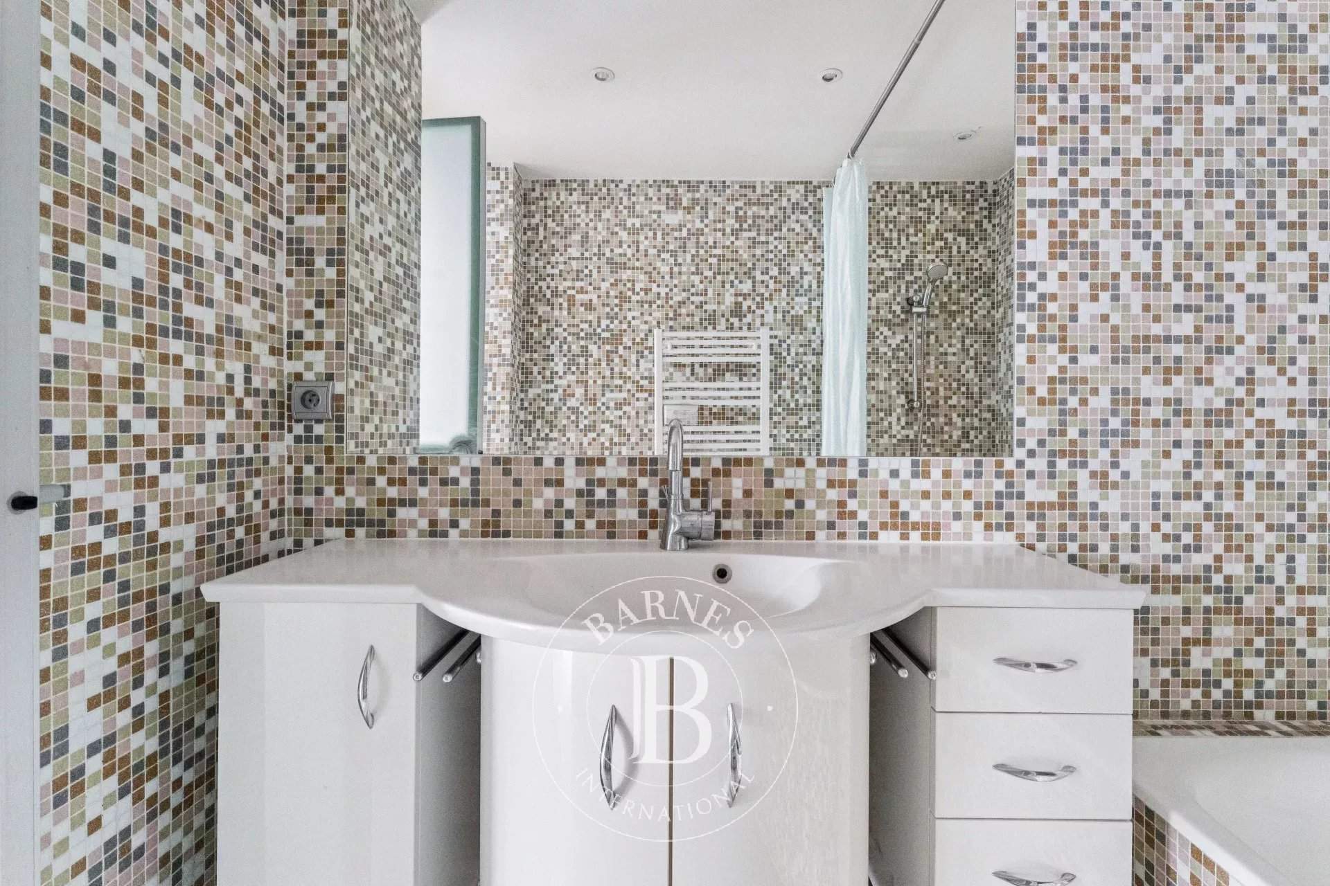 Paris  - Appartement 2 Pi&egrave;ces, 1 Chambre - picture 11