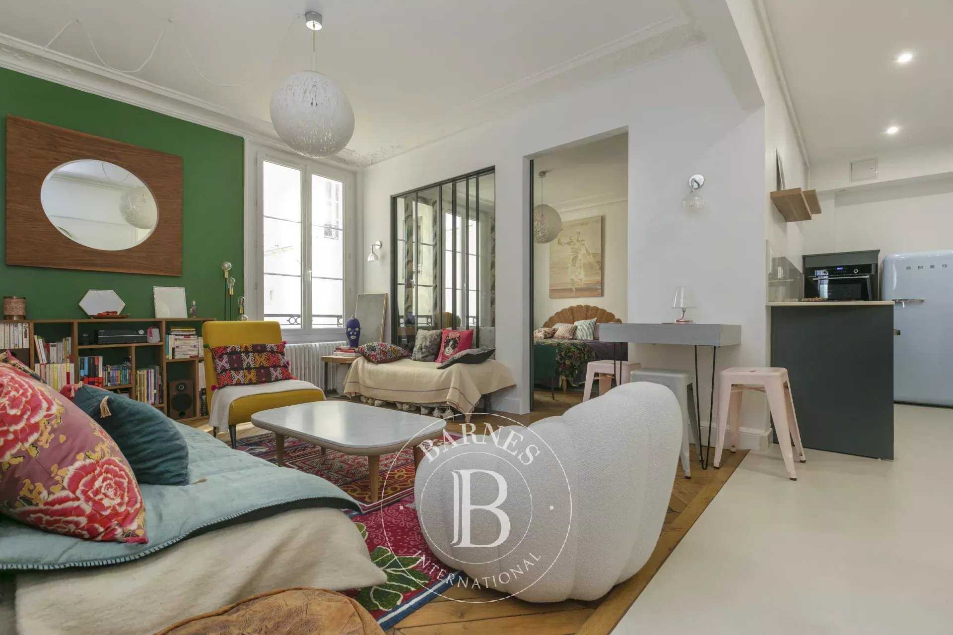 Paris  - Appartement 3 Pièces 2 Chambres
