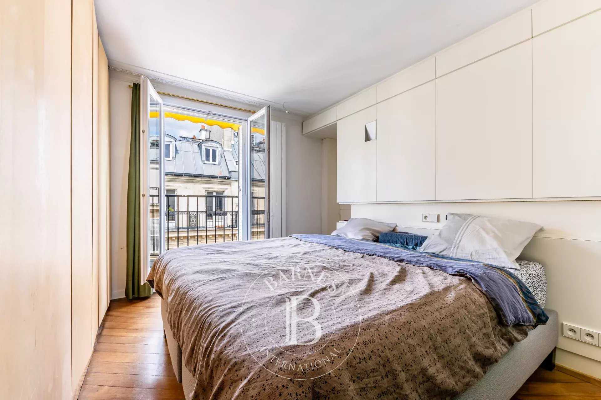 Paris  - Apartment 3 Bedrooms
