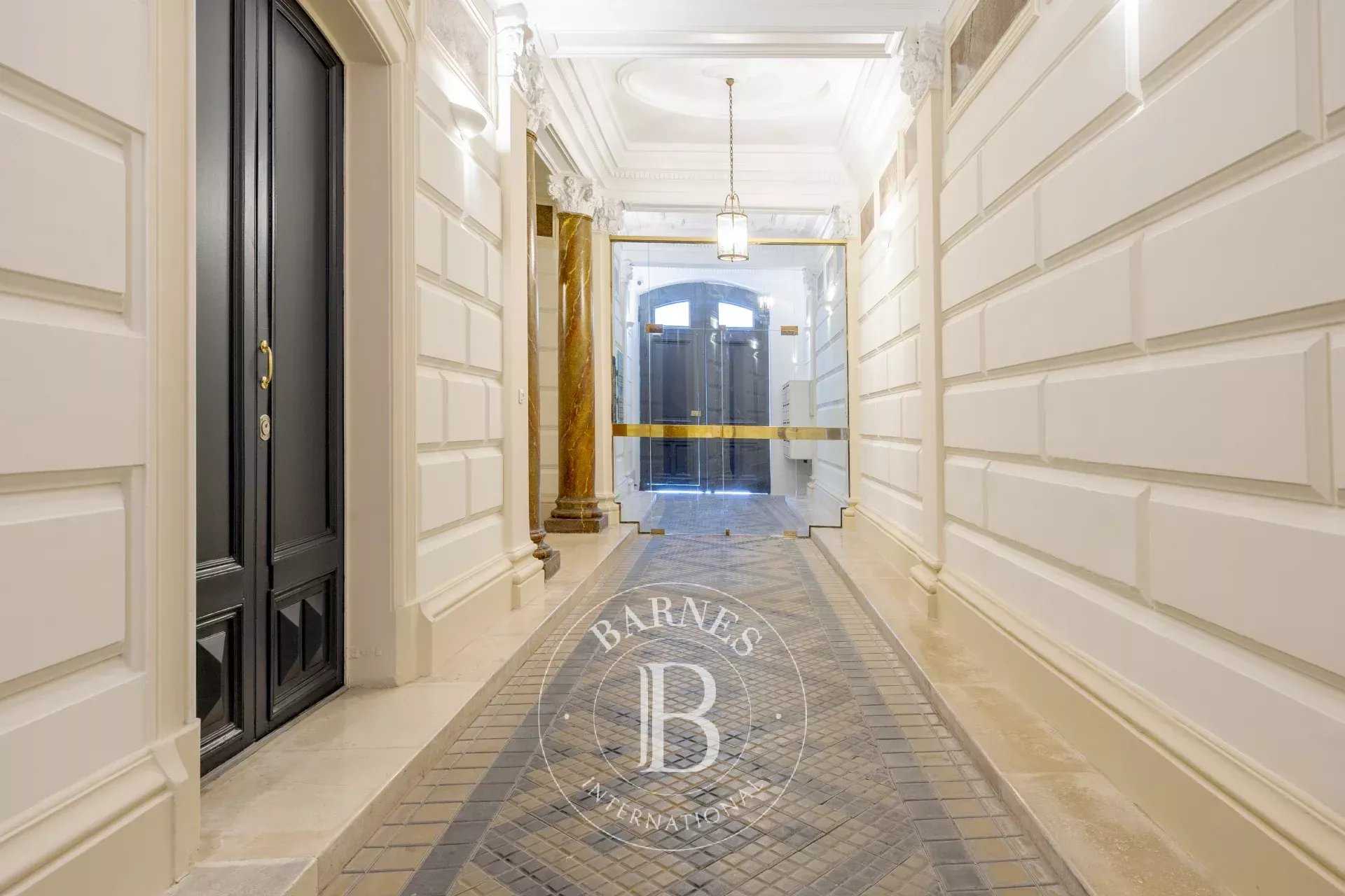 Paris  - Apartment 2 Bedrooms