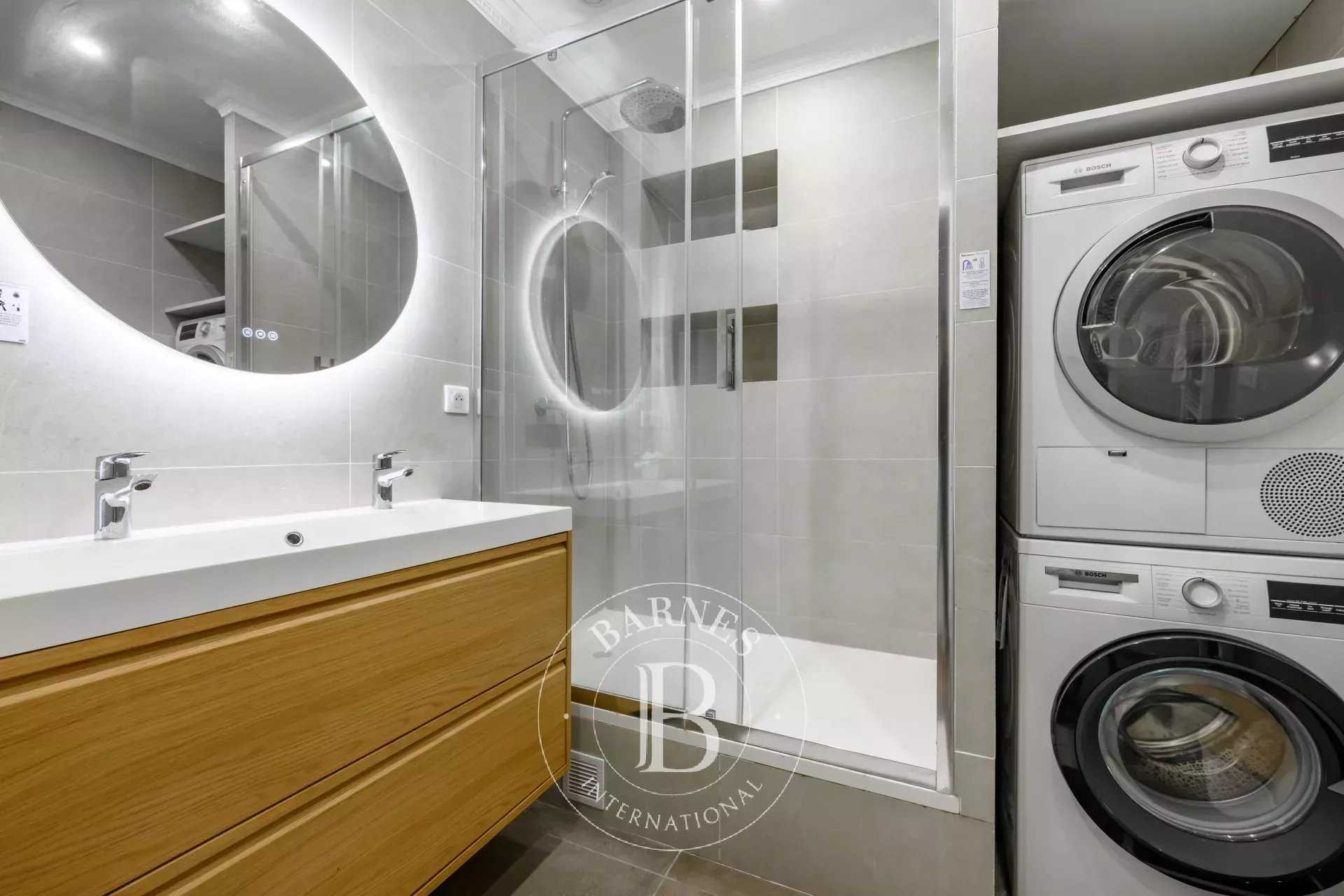 Paris  - Apartment 3 Bedrooms