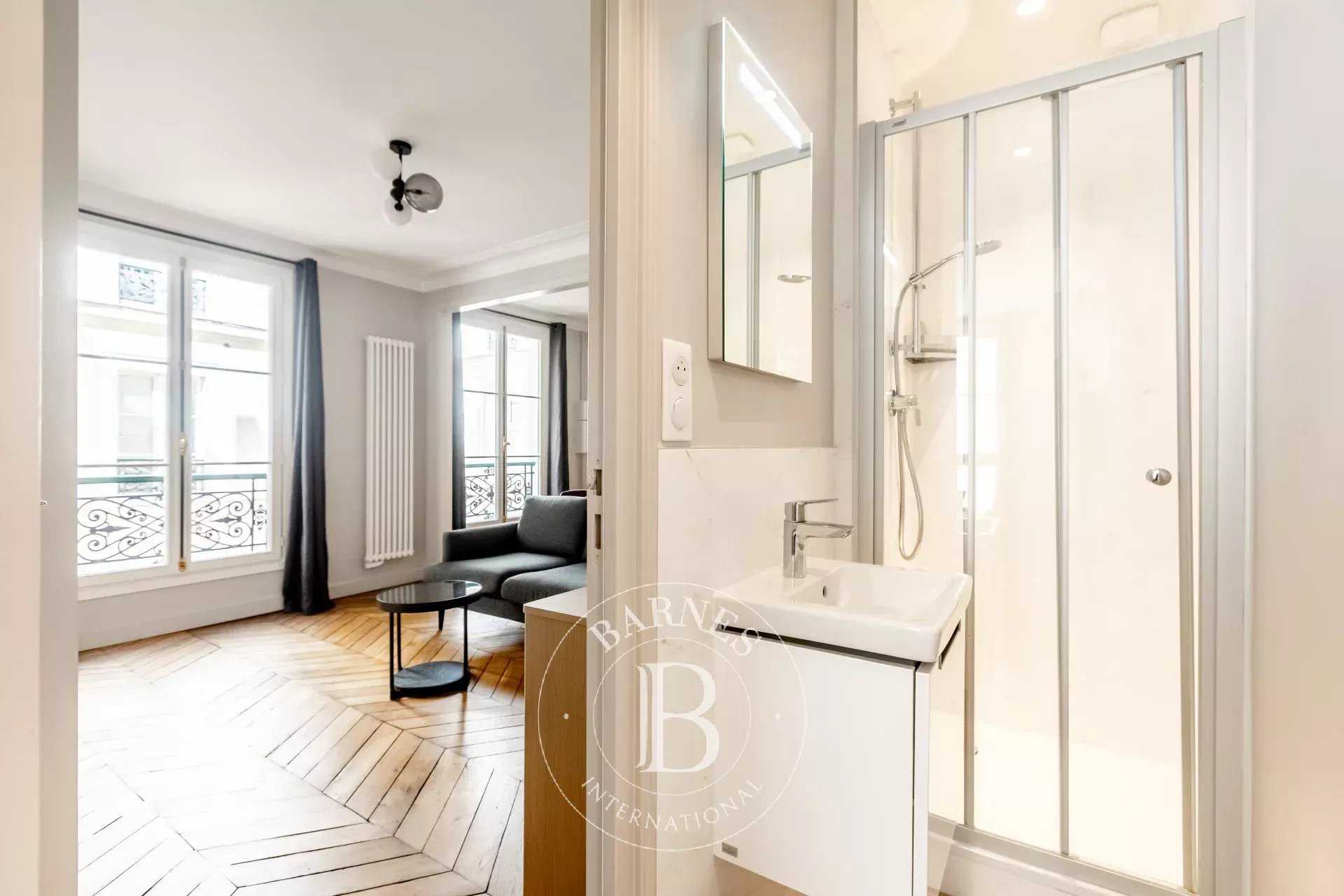 Paris  - Appartement 2 Pi&egrave;ces, 1 Chambre