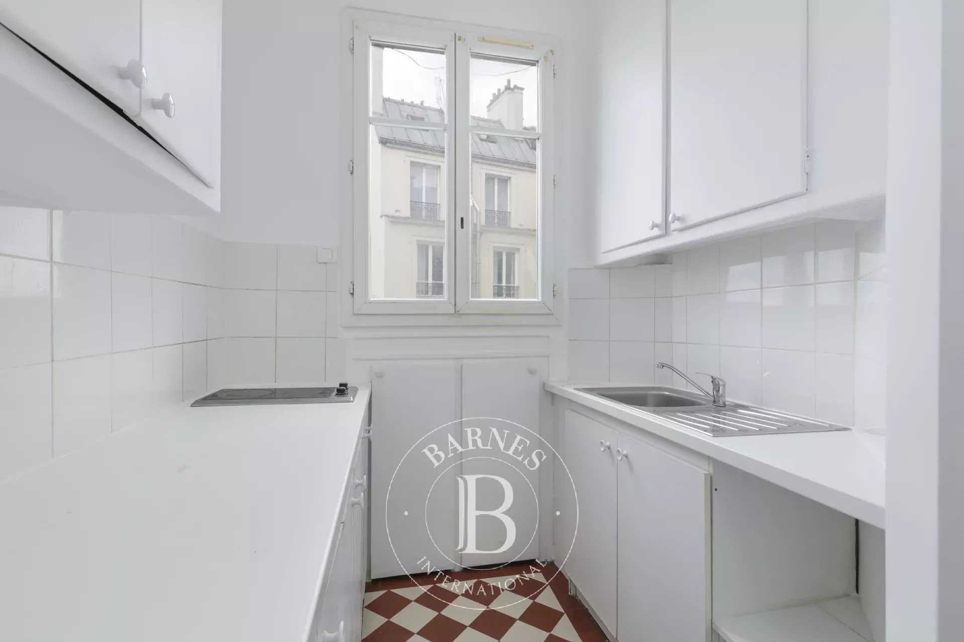 Paris  - Piso 1 Cuarto