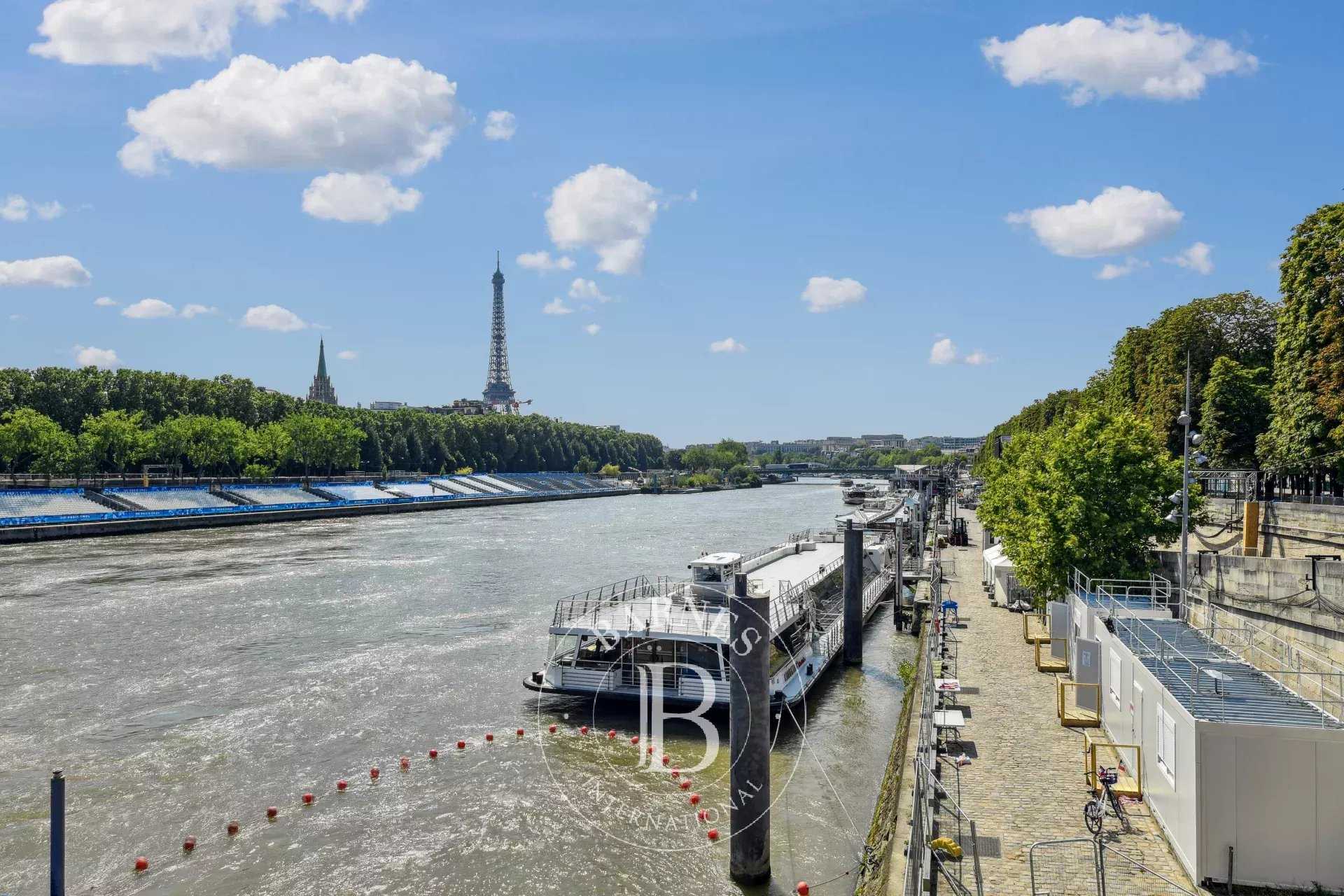 Paris  - Appartement 2 Pièces, 1 Chambre