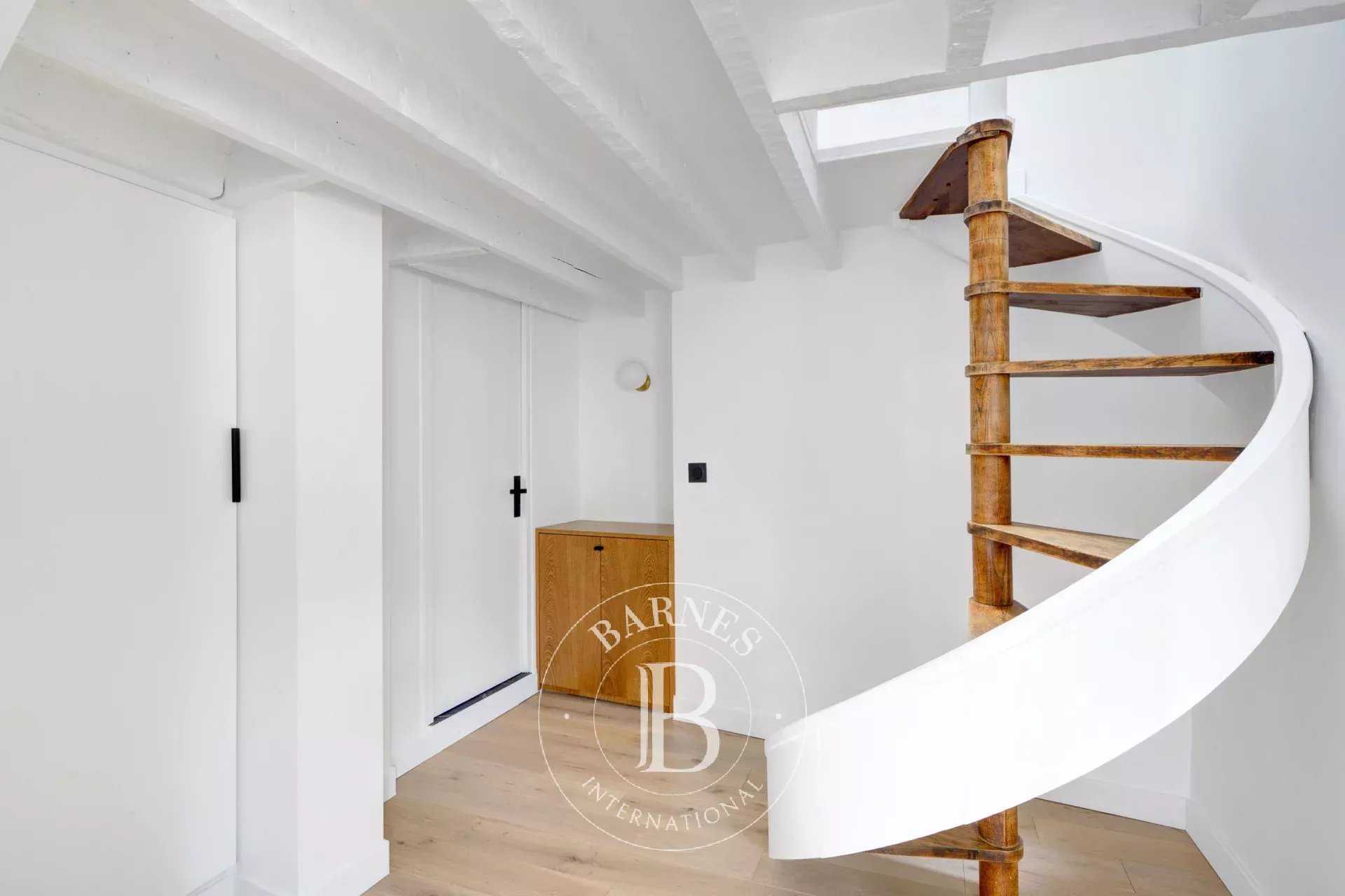 Paris  - Apartment 2 Bedrooms