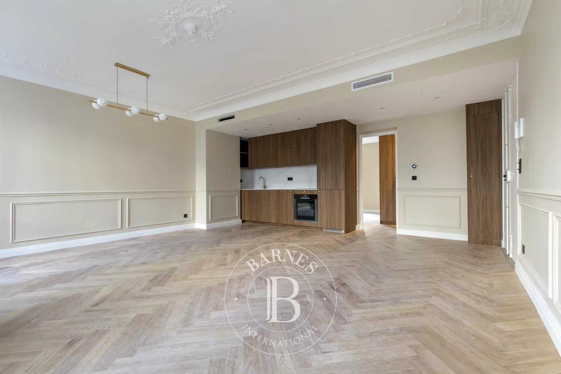 Paris  - Appartement 2 Pi&egrave;ces, 1 Chambre