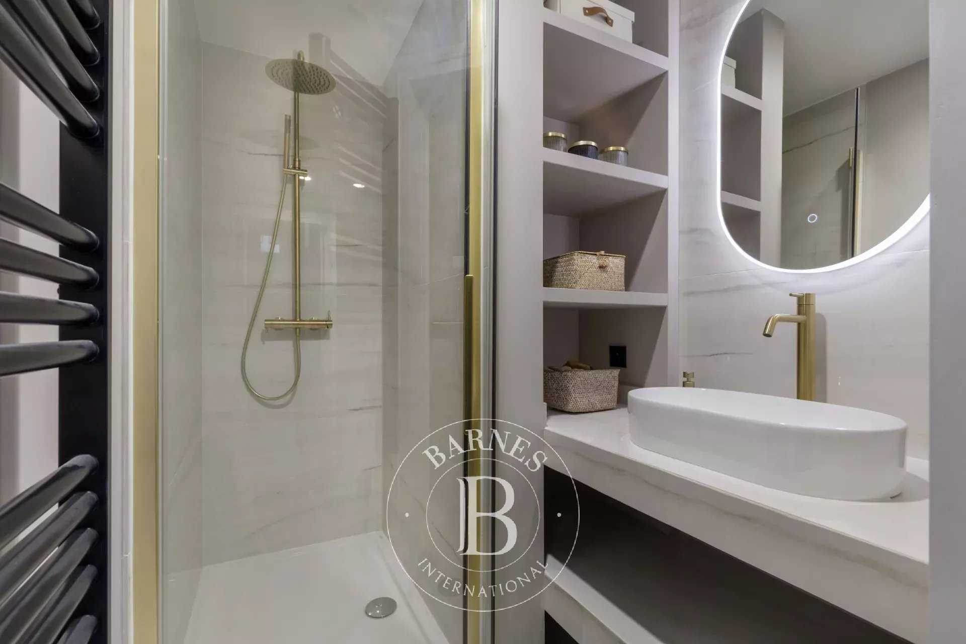 Paris  - Appartement 2 Pi&egrave;ces, 1 Chambre