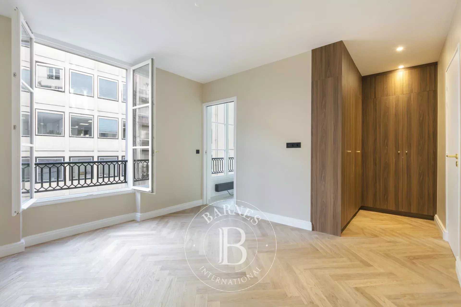 Paris  - Appartement 2 Pi&egrave;ces, 1 Chambre