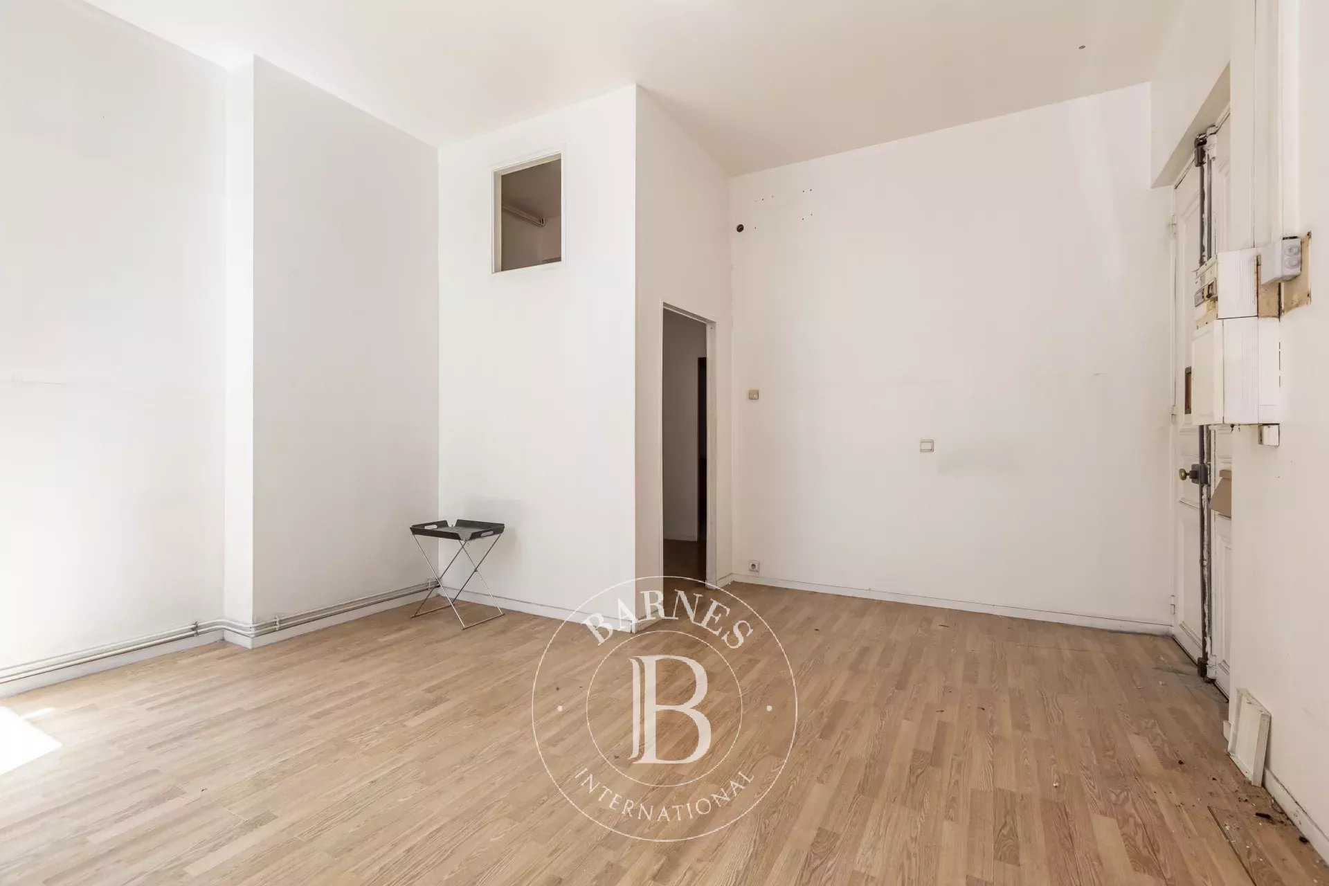 Paris  - Apartment 