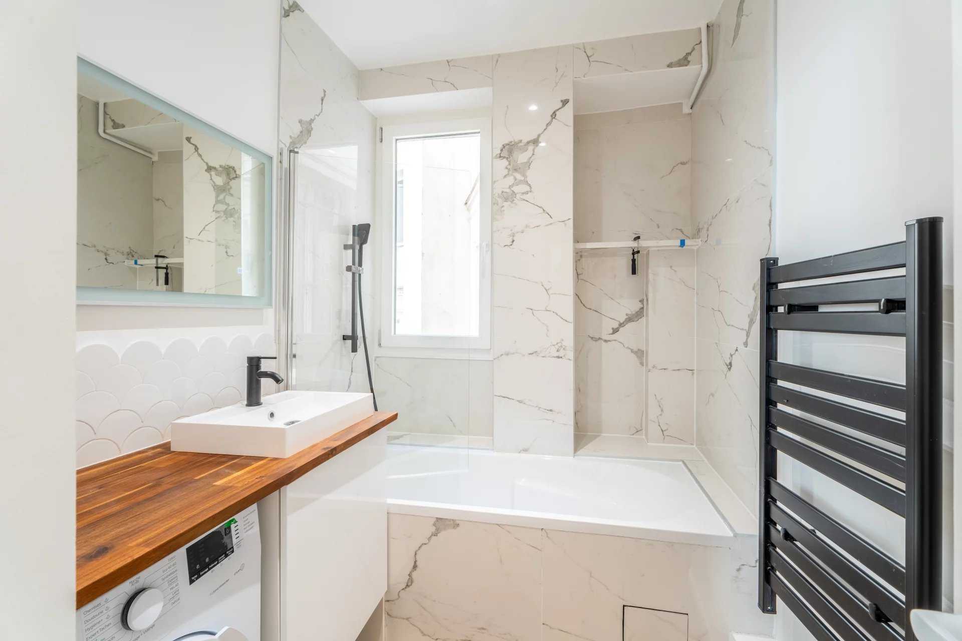 Paris  - Appartement 2 Pi&egrave;ces, 1 Chambre