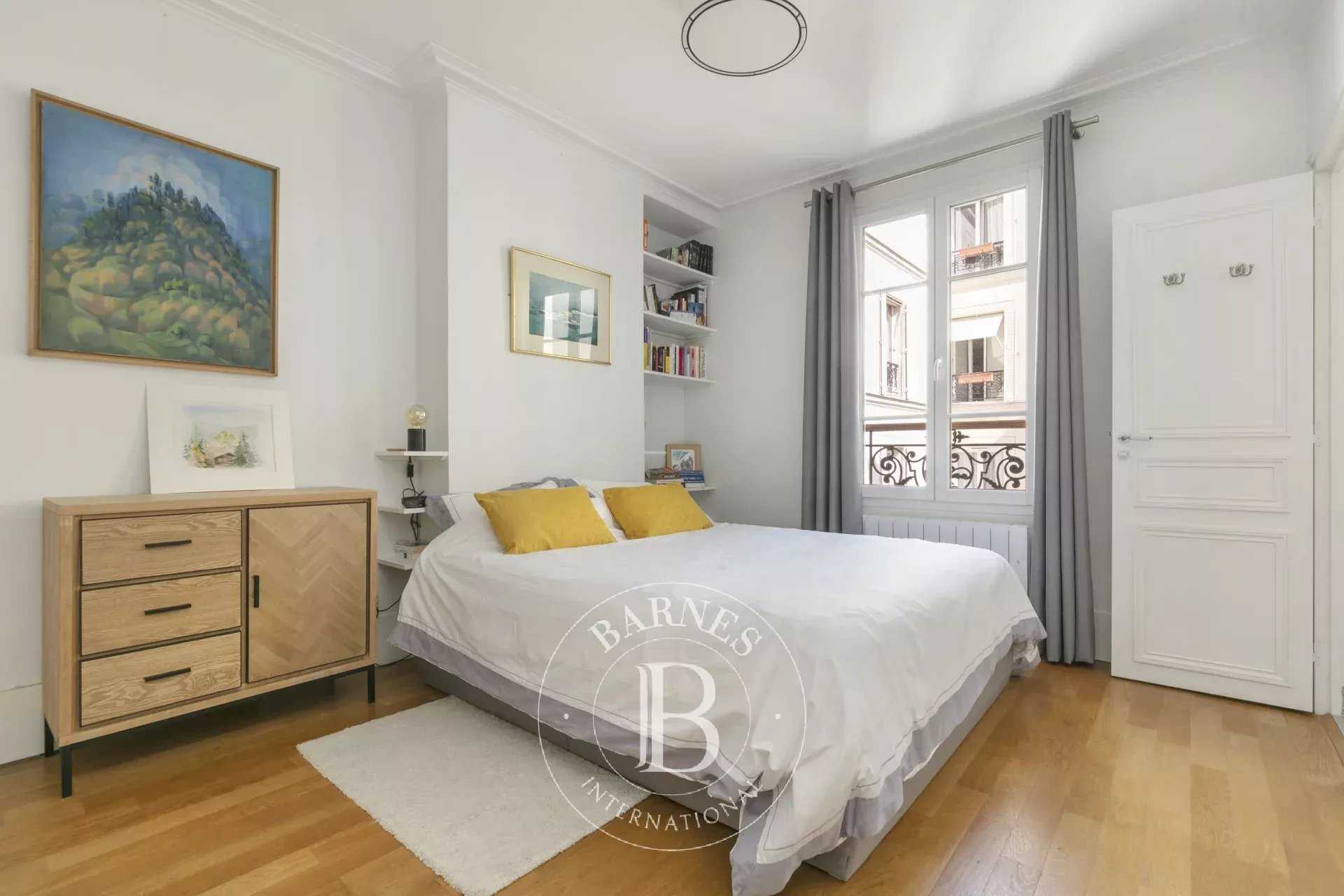 Paris  - Appartement 2 Pi&egrave;ces, 1 Chambre