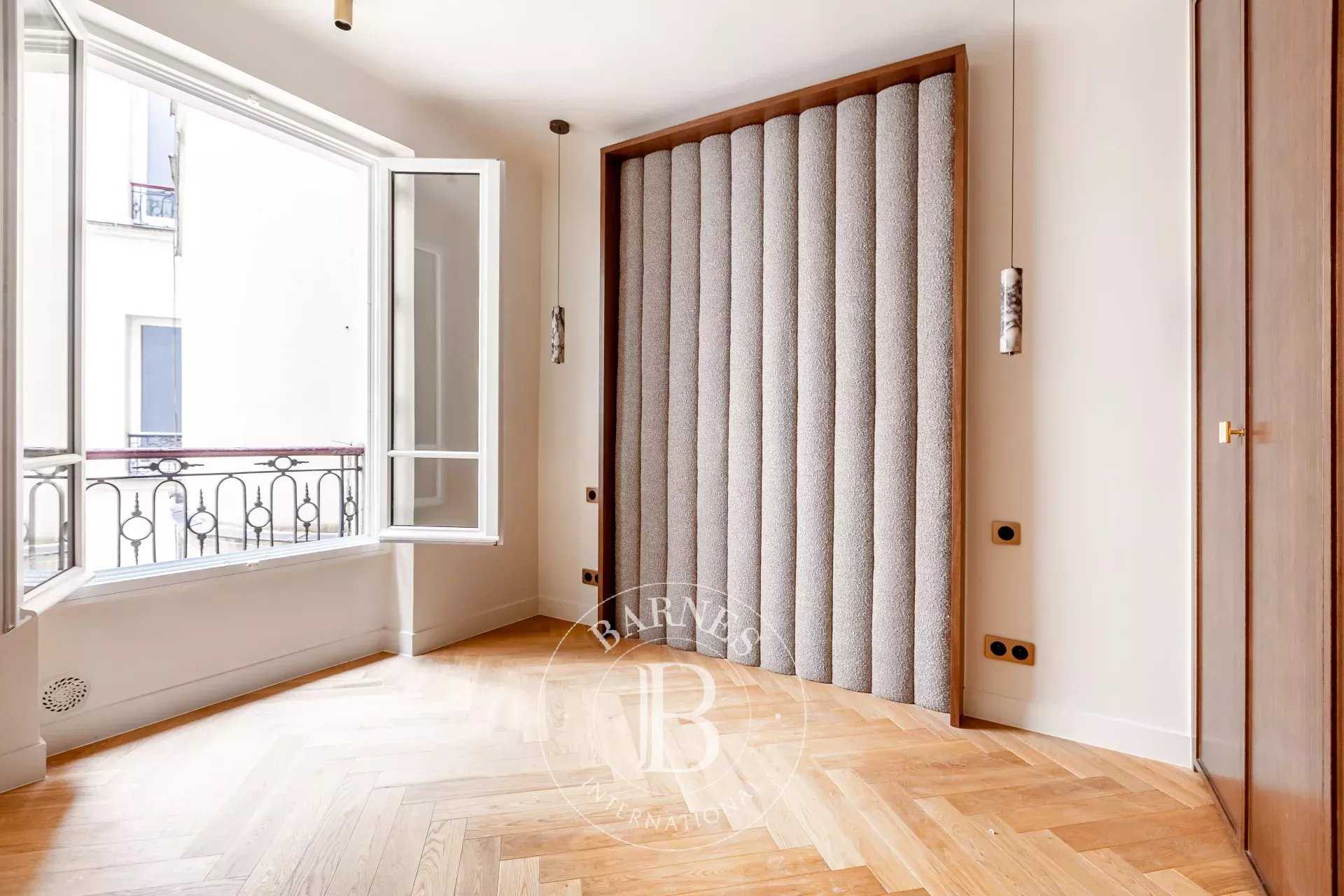 Paris  - Apartment 2 Bedrooms