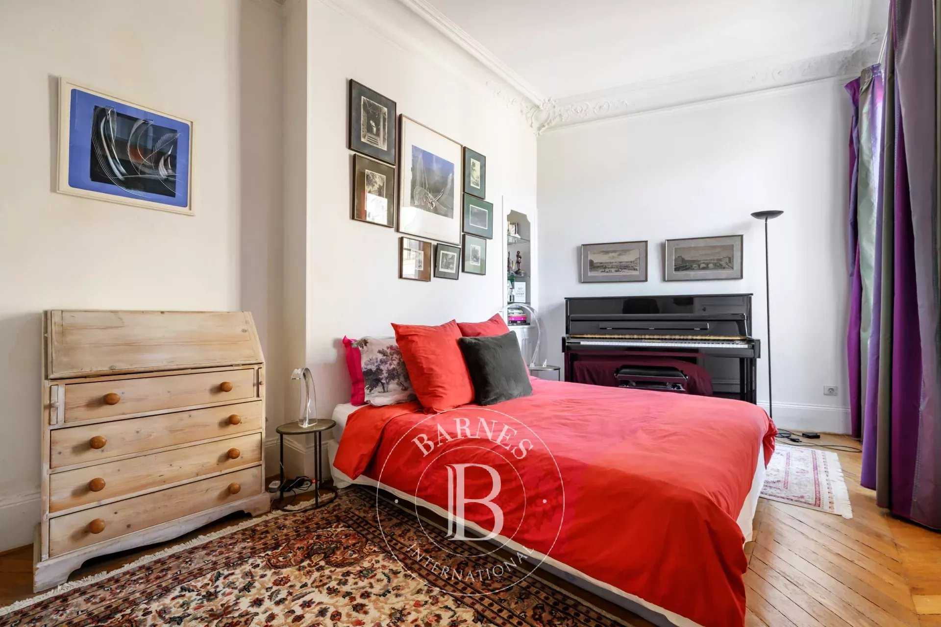 Paris  - Apartment 1 Bedroom