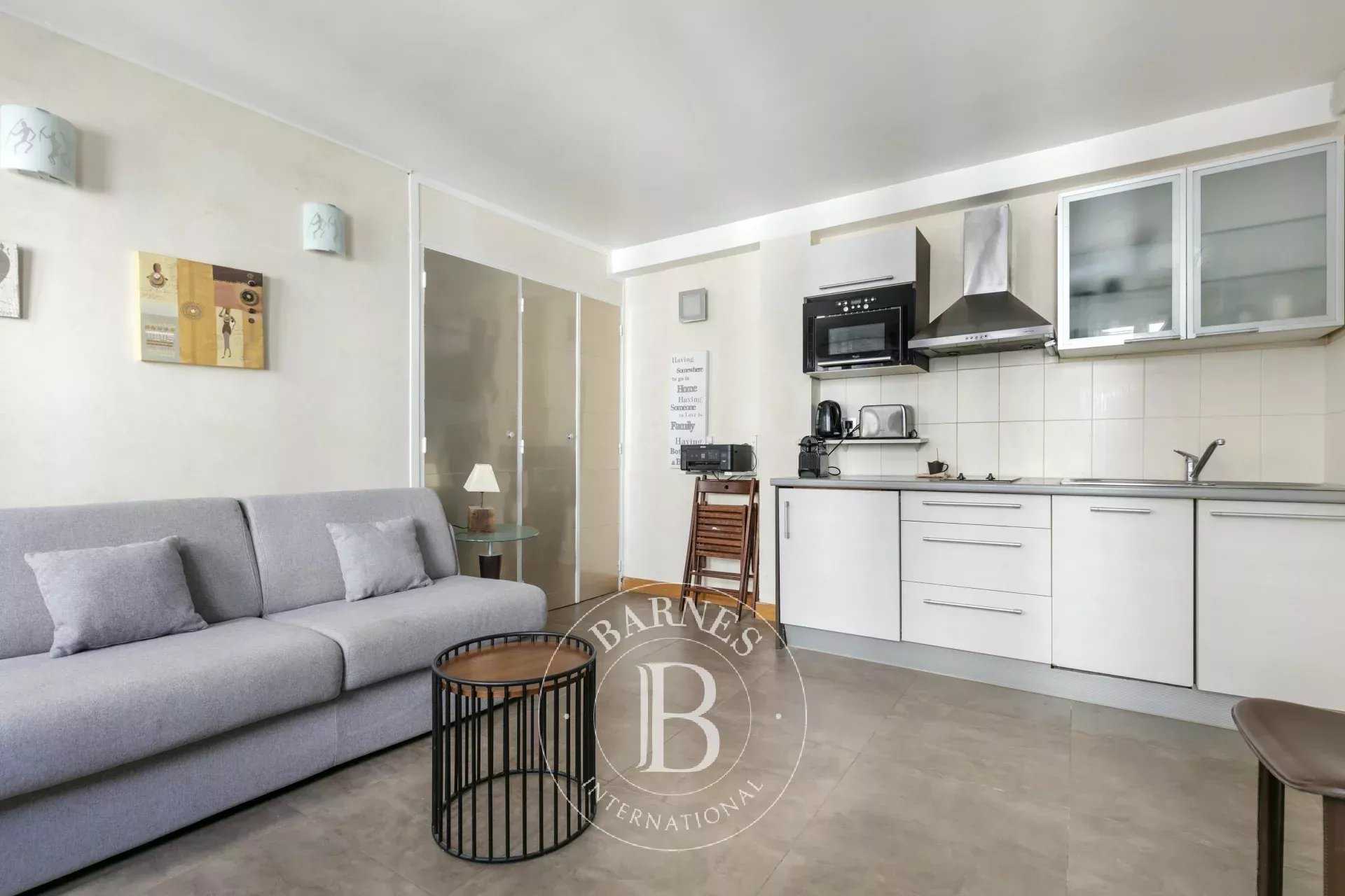 Paris  - Appartement 2 Pi&egrave;ces