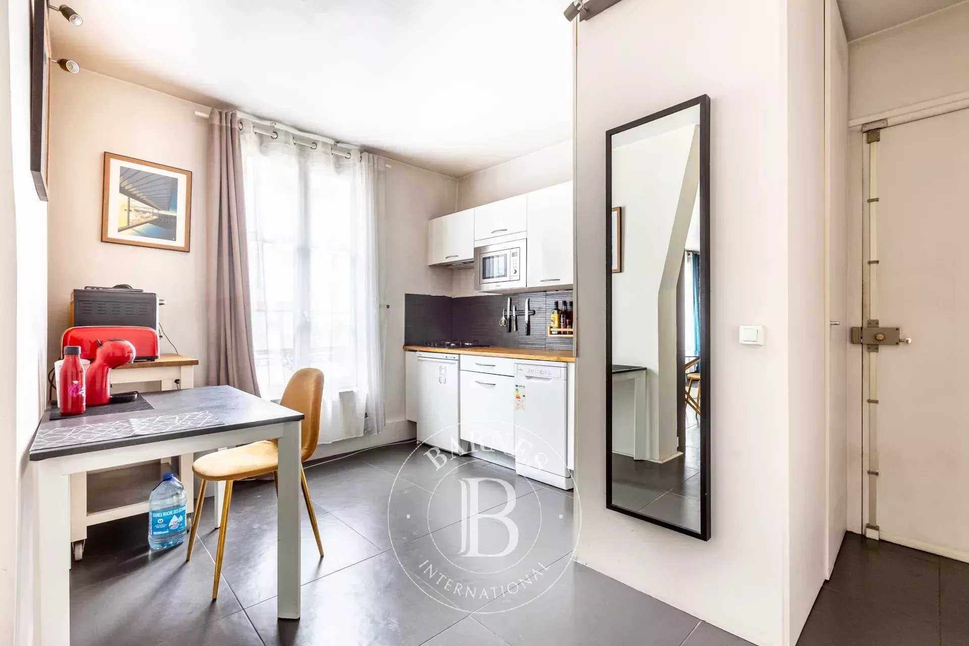 Paris  - Piso 2 Cuartos