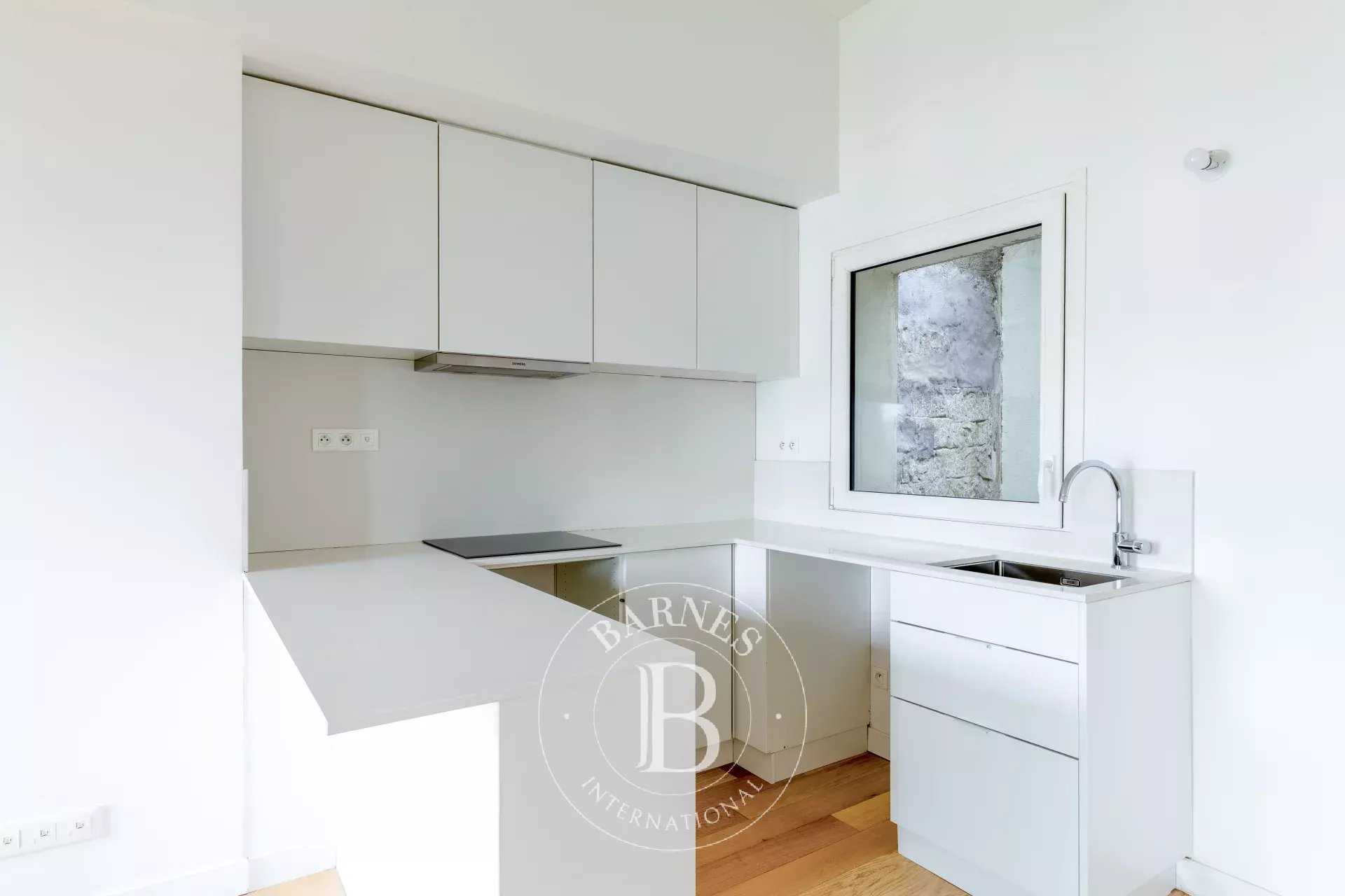 Paris  - Appartement 2 Pi&egrave;ces, 1 Chambre