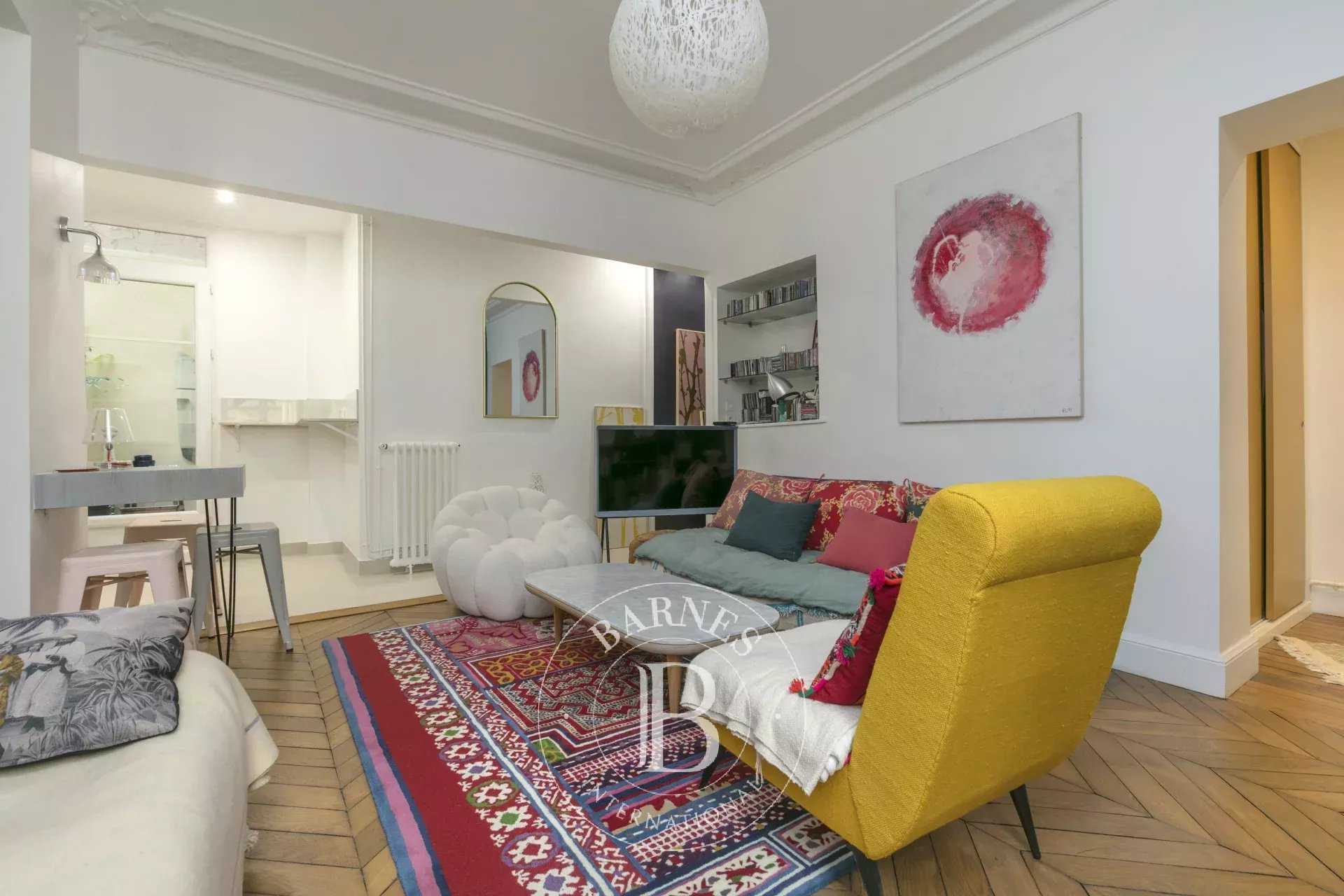 Paris  - Appartement 3 Pièces 2 Chambres