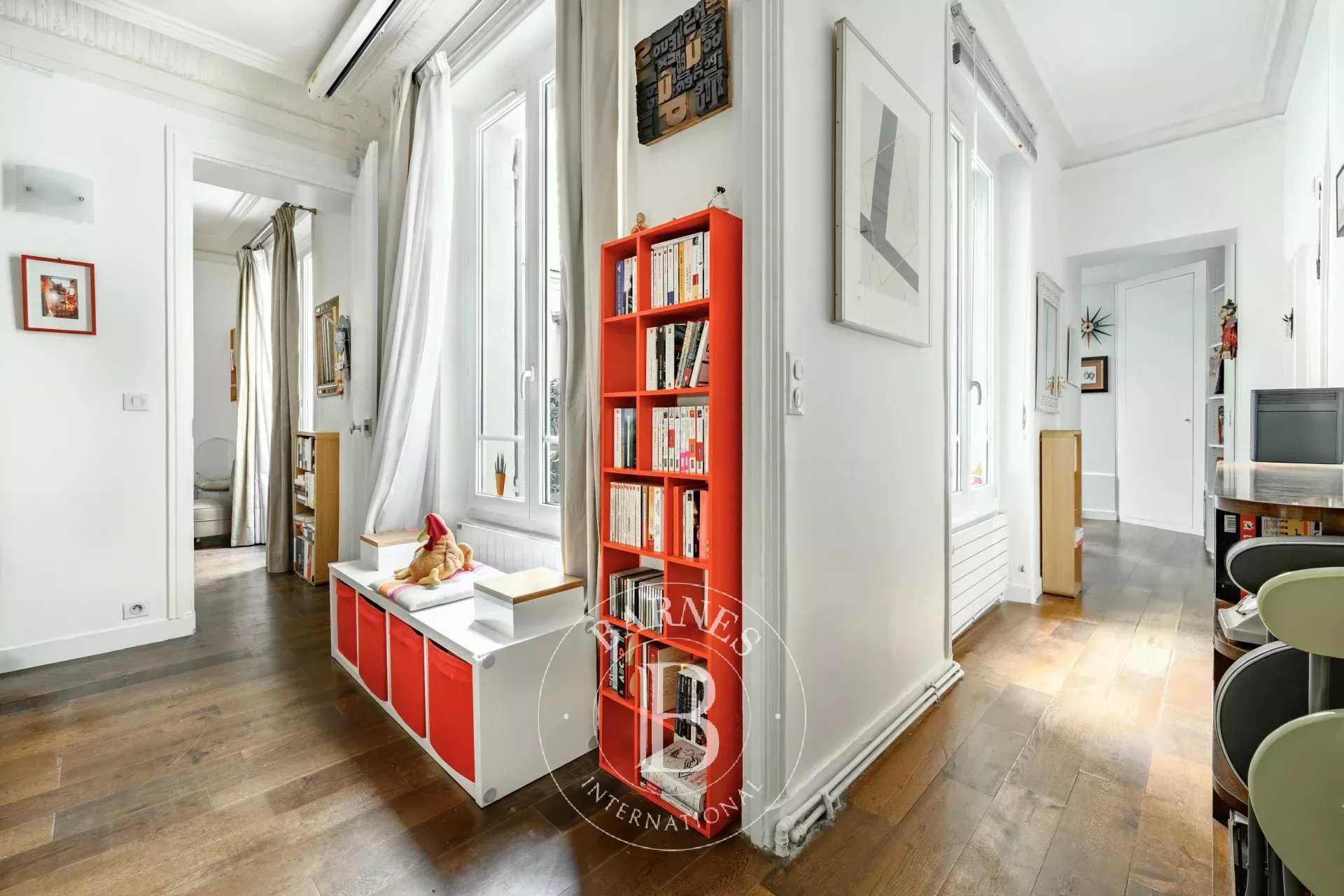 Paris  - Apartment 2 Bedrooms