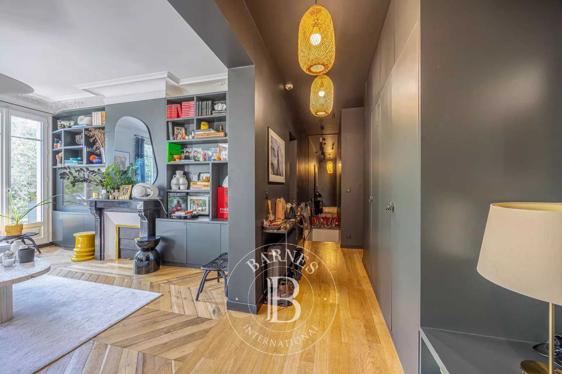 Paris  - Apartment 2 Bedrooms