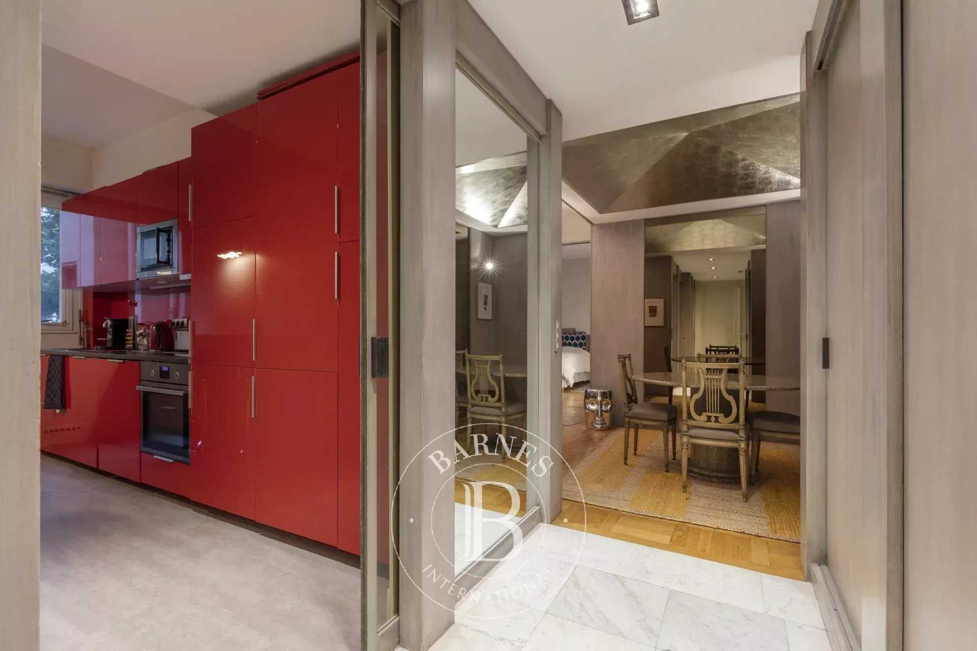 Paris  - Appartement 3 Pièces, 1 Chambre