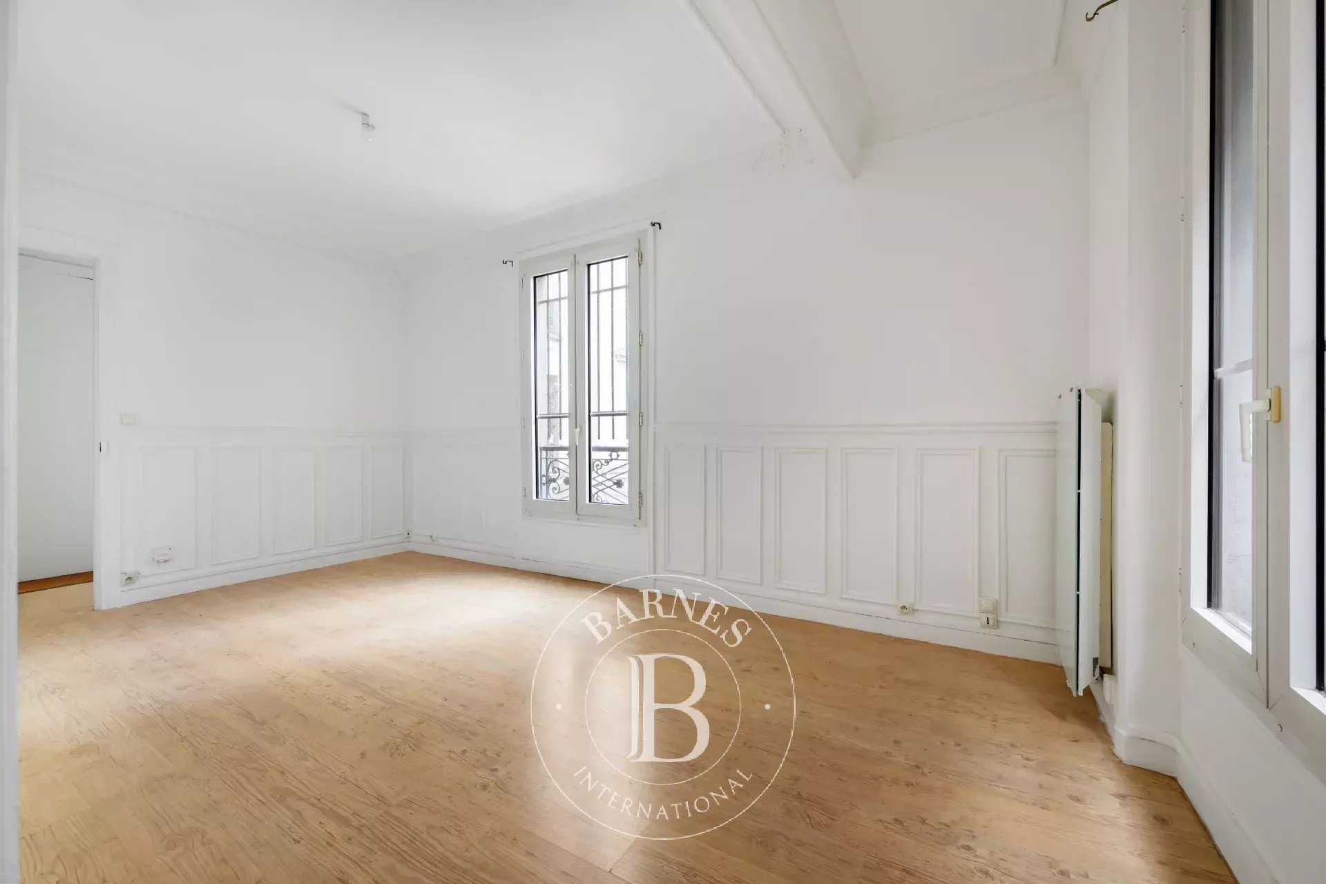 Apartment Paris 75008