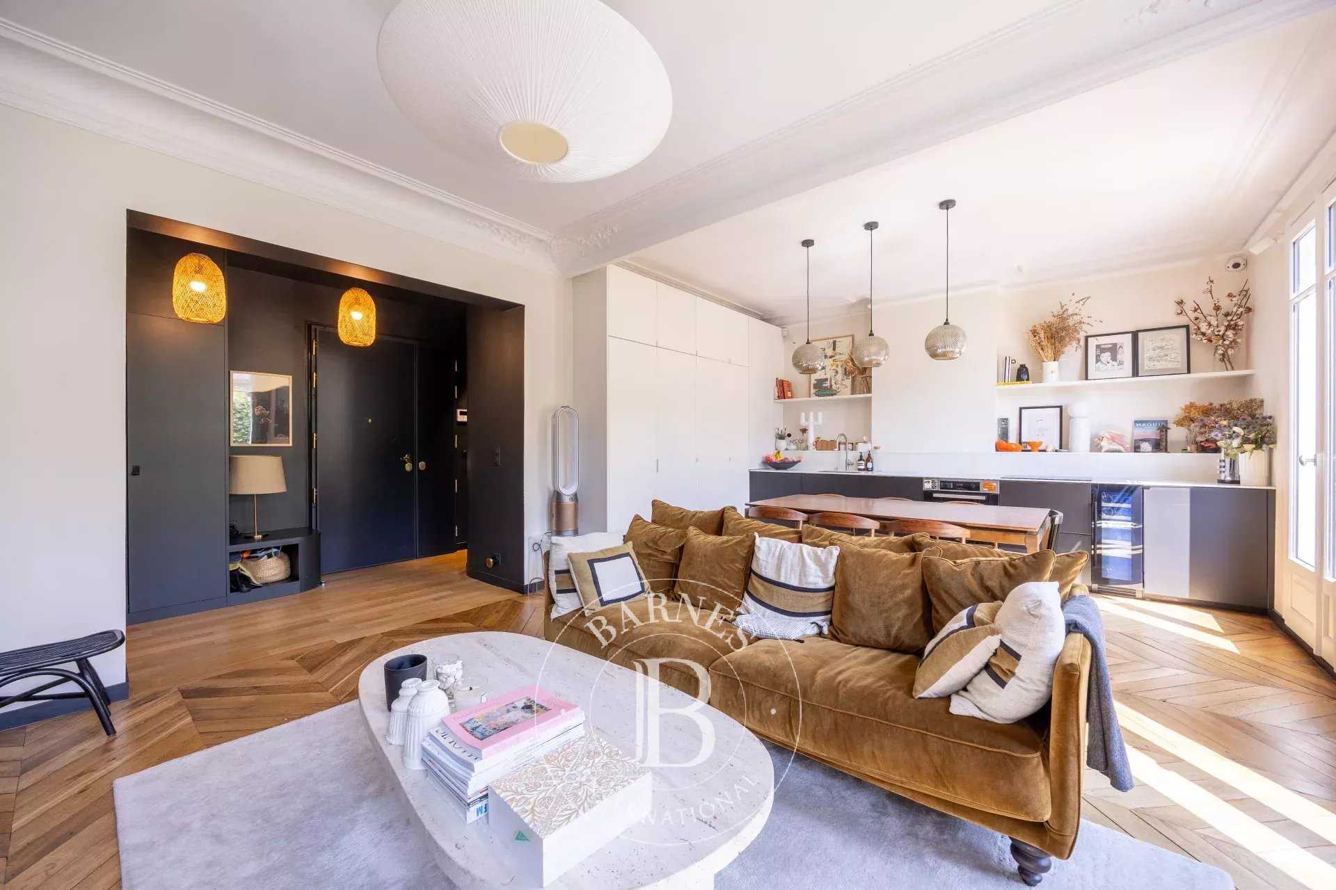 Paris  - Apartment 2 Bedrooms