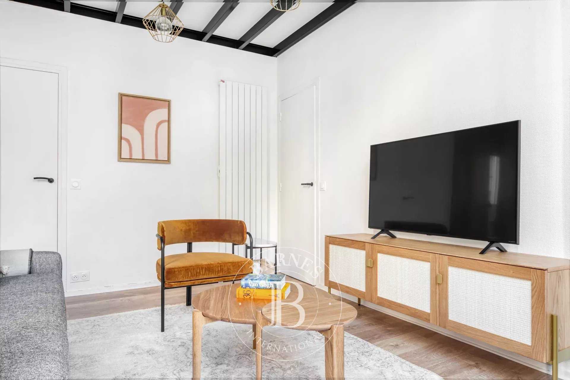 Paris  - Piso 2 Cuartos, 1 Habitacion