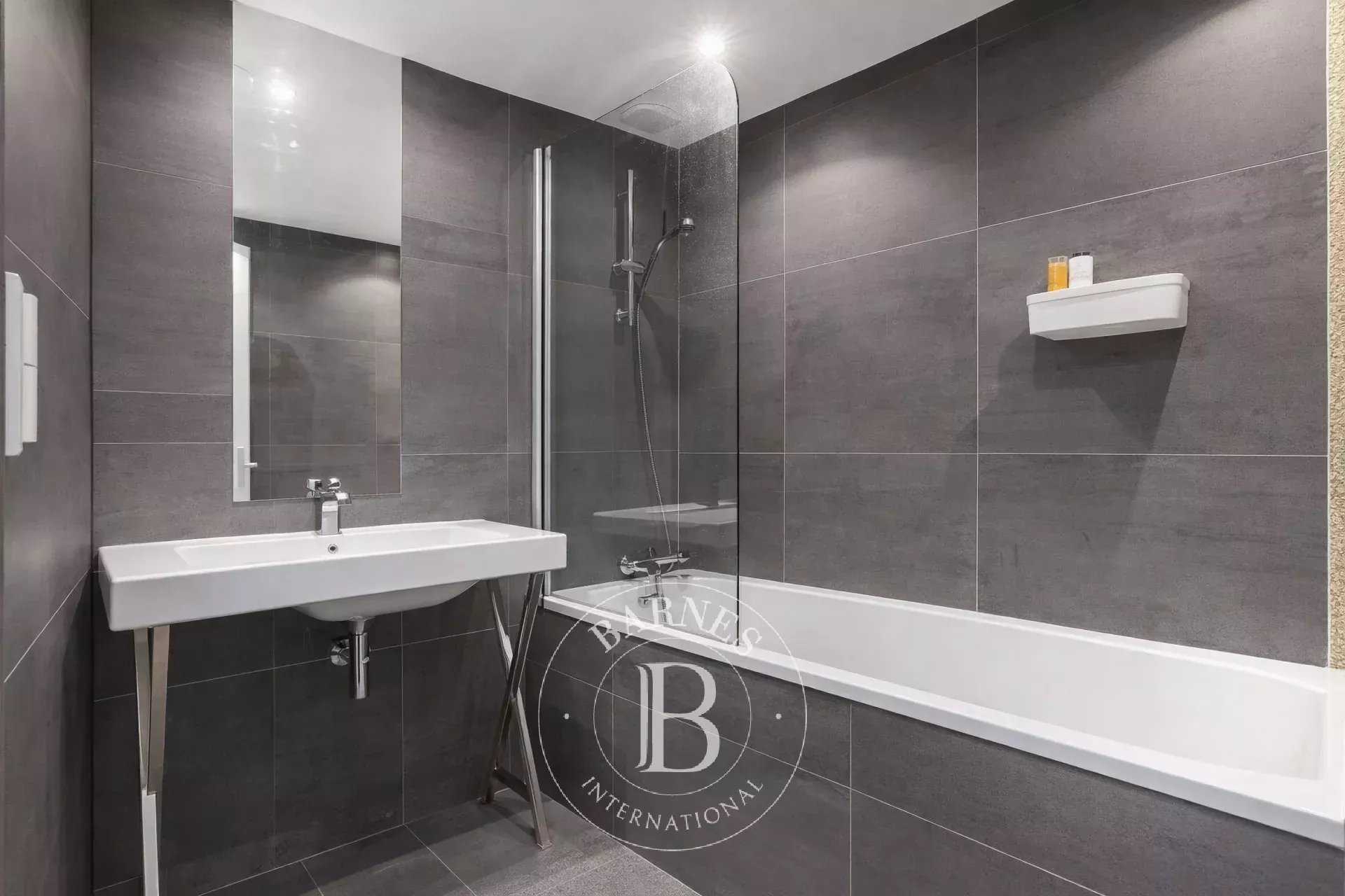 Paris  - Piso 3 Cuartos 2 Habitaciones