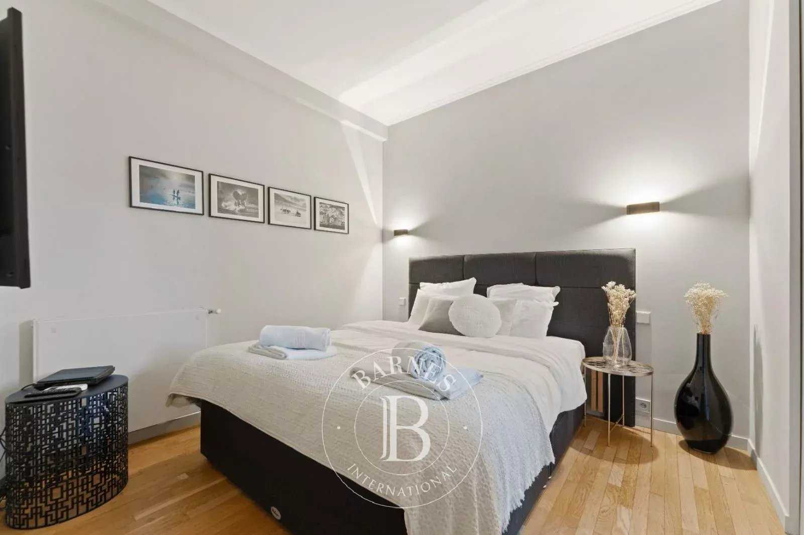Paris  - Appartement 2 Pi&egrave;ces, 1 Chambre