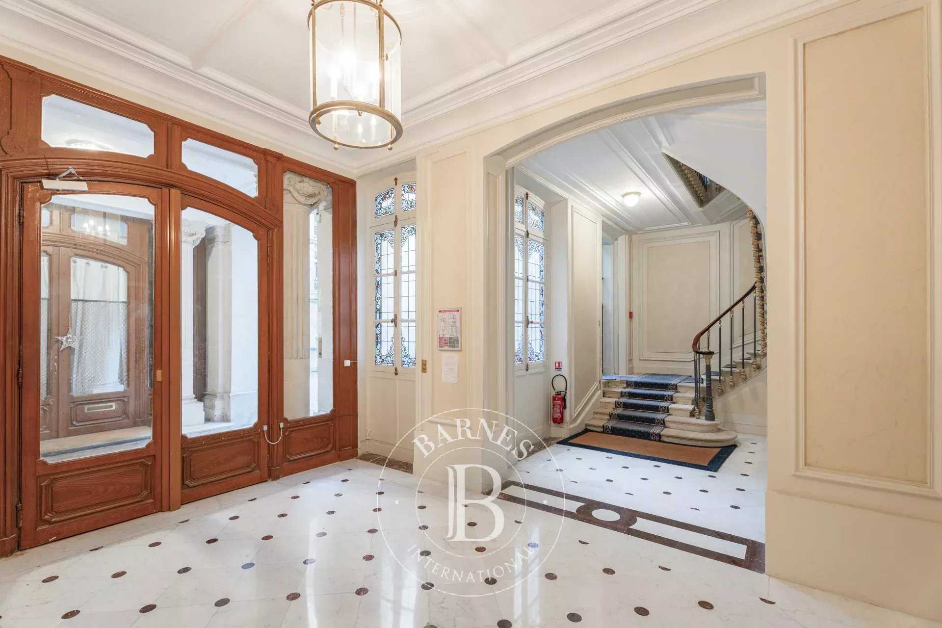 Paris  - Piso 2 Cuartos, 1 Habitacion