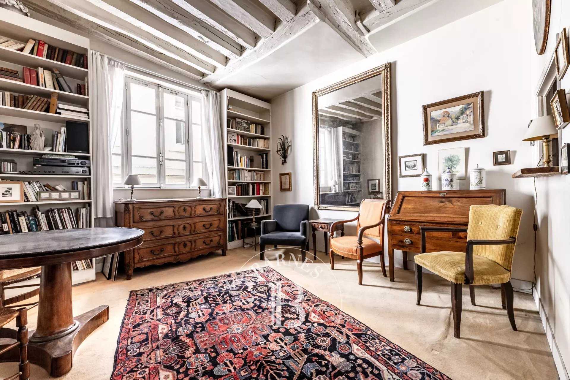 Paris  - Appartement 2 Pièces, 1 Chambre