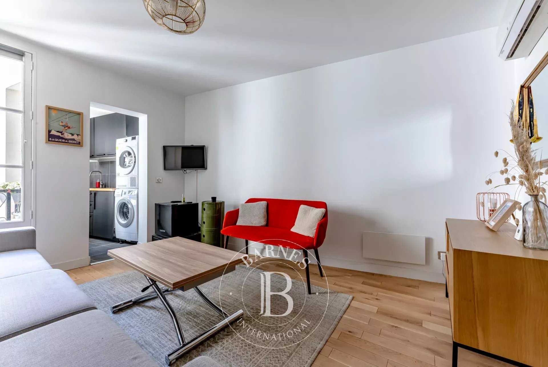 Paris  - Apartment 