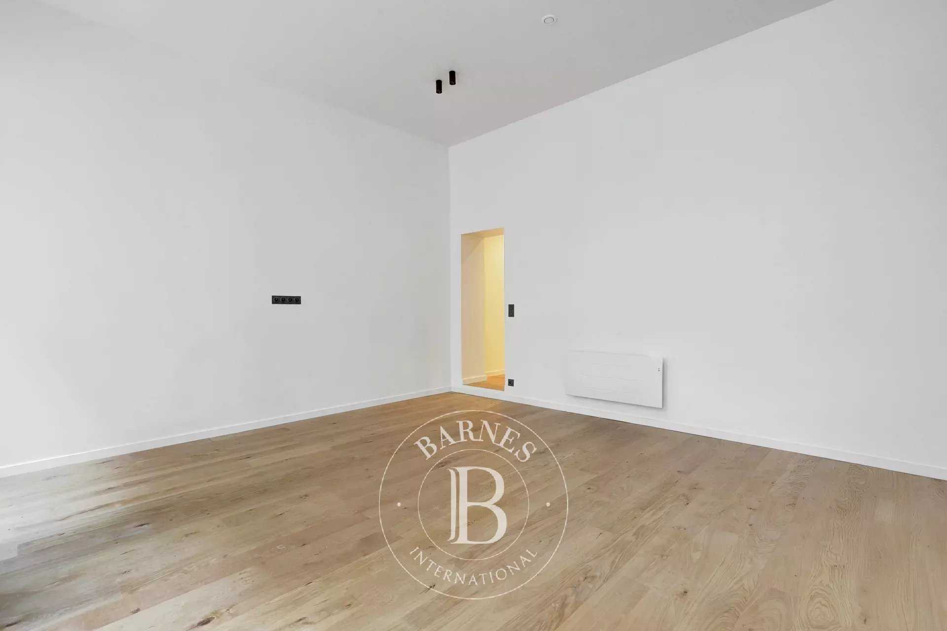 Paris  - Appartement 3 Pi&egrave;ces, 1 Chambre