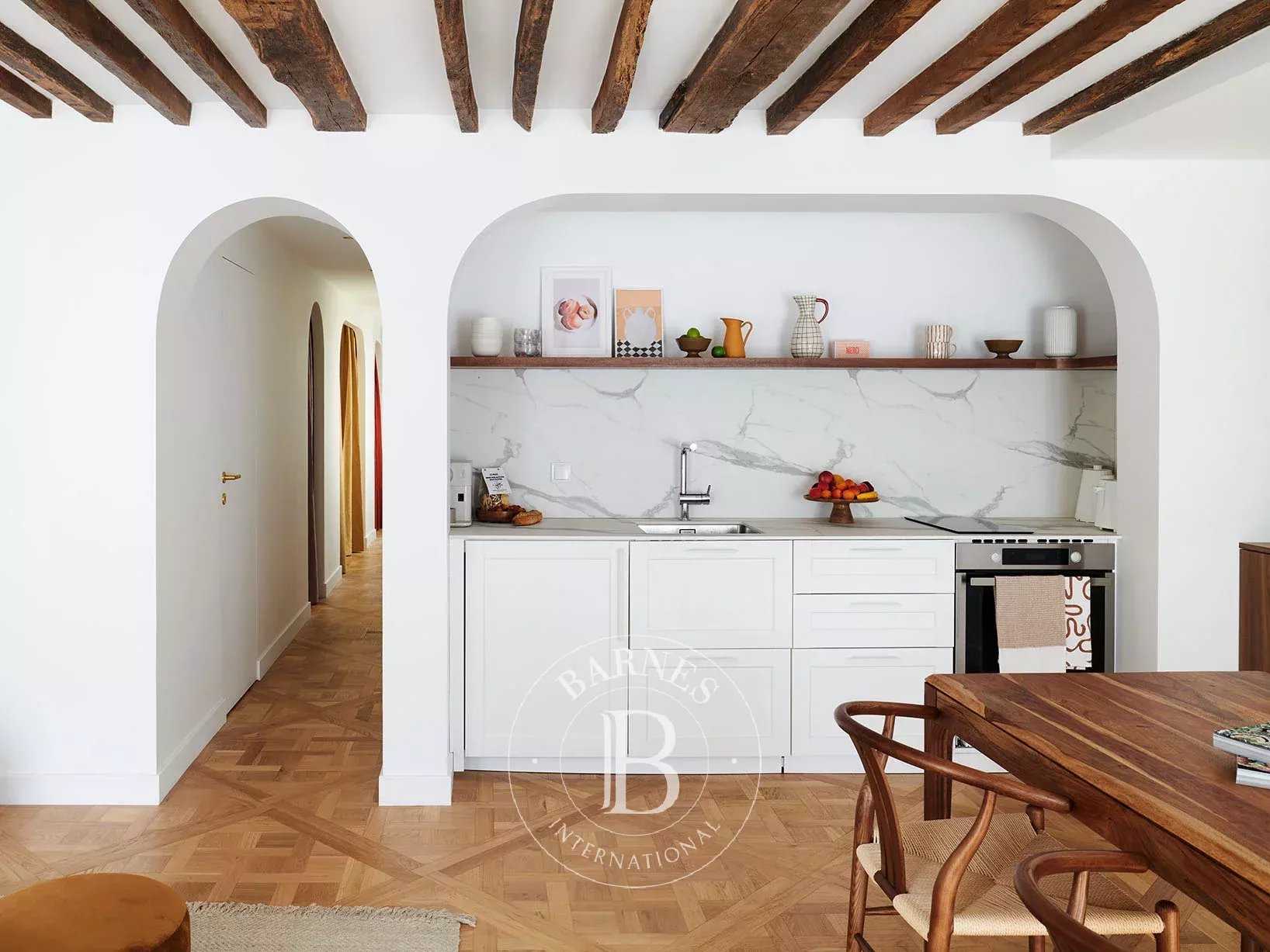 Paris  - Appartement 3 Pièces, 1 Chambre