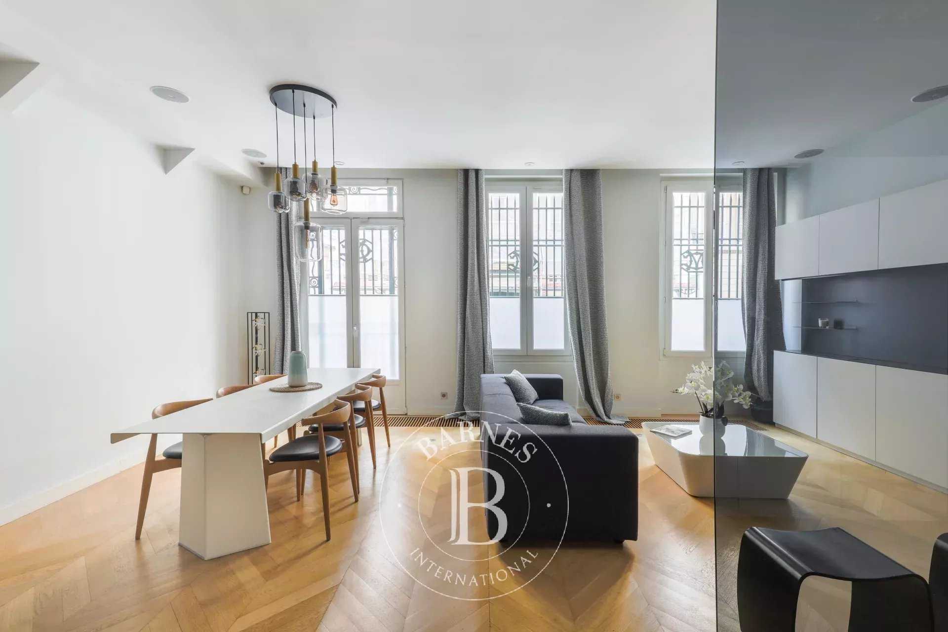 Paris  - Appartement 3 Pièces, 1 Chambre