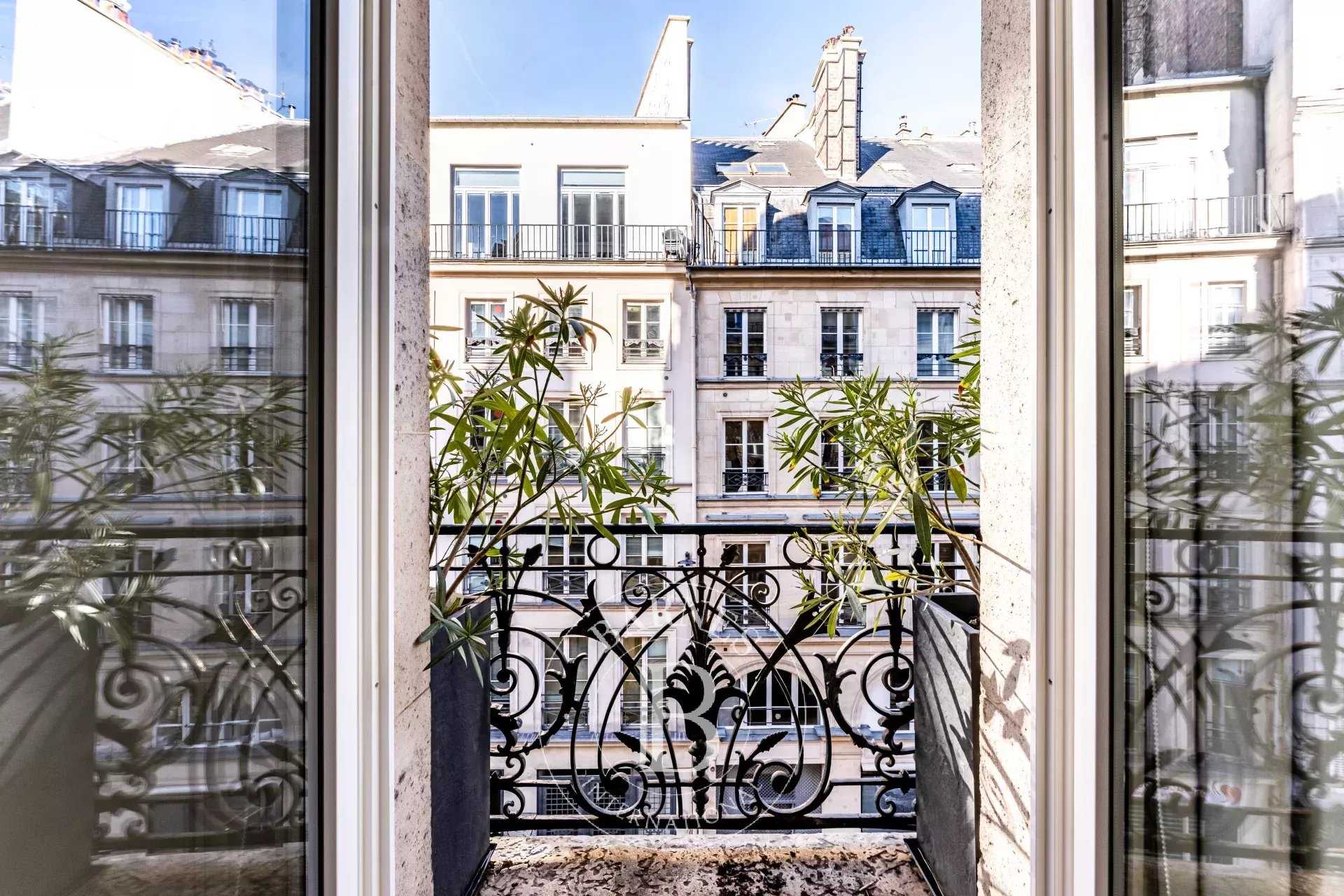 Paris  - Apartment 2 Bedrooms