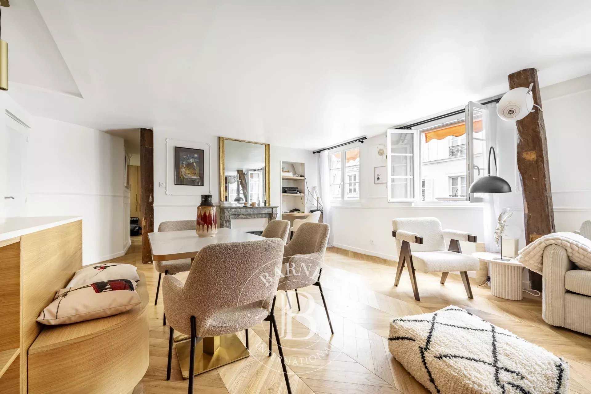 Paris  - Appartement 2 Pièces, 1 Chambre