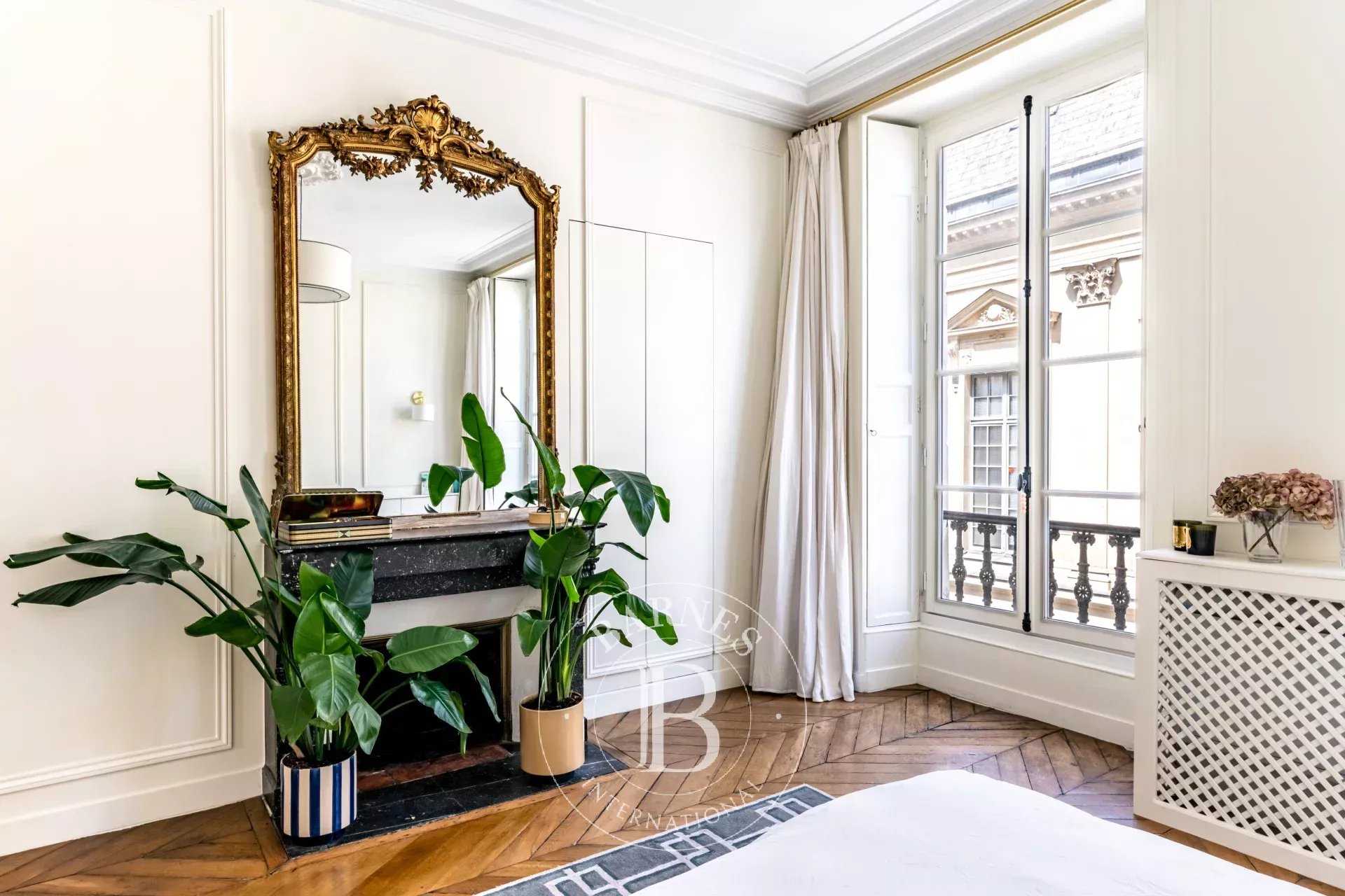 Paris  - Piso 2 Cuartos, 1 Habitacion