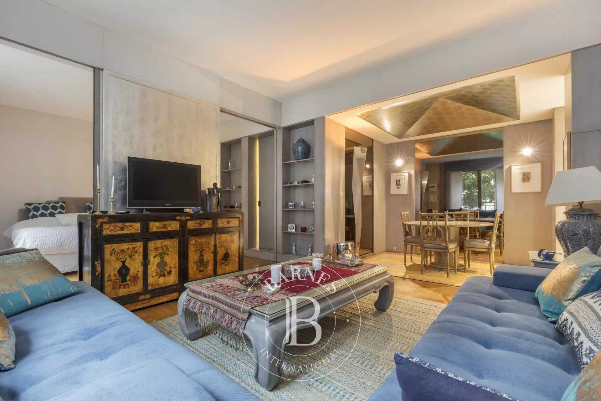 Paris  - Appartement 3 Pièces, 1 Chambre