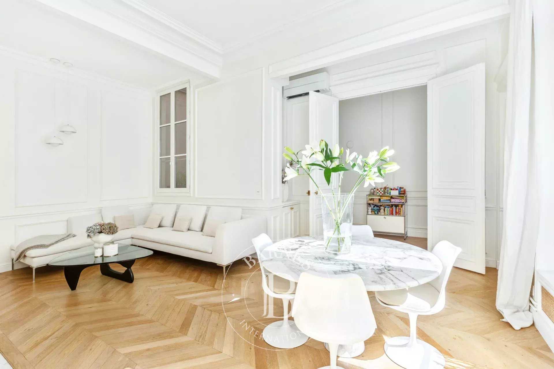 Paris  - Apartment 2 Bedrooms