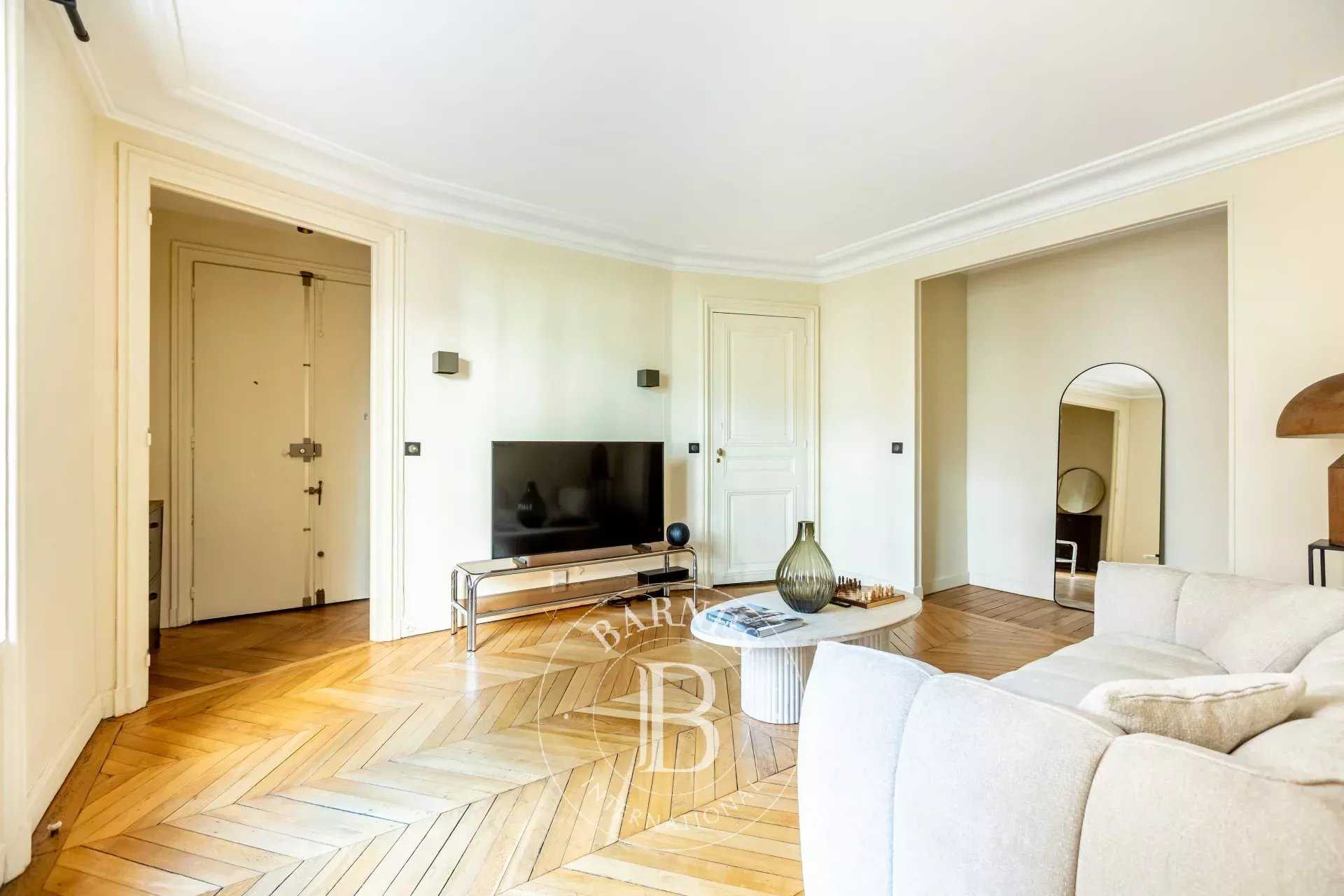 Paris  - Piso 3 Cuartos, 1 Habitacion