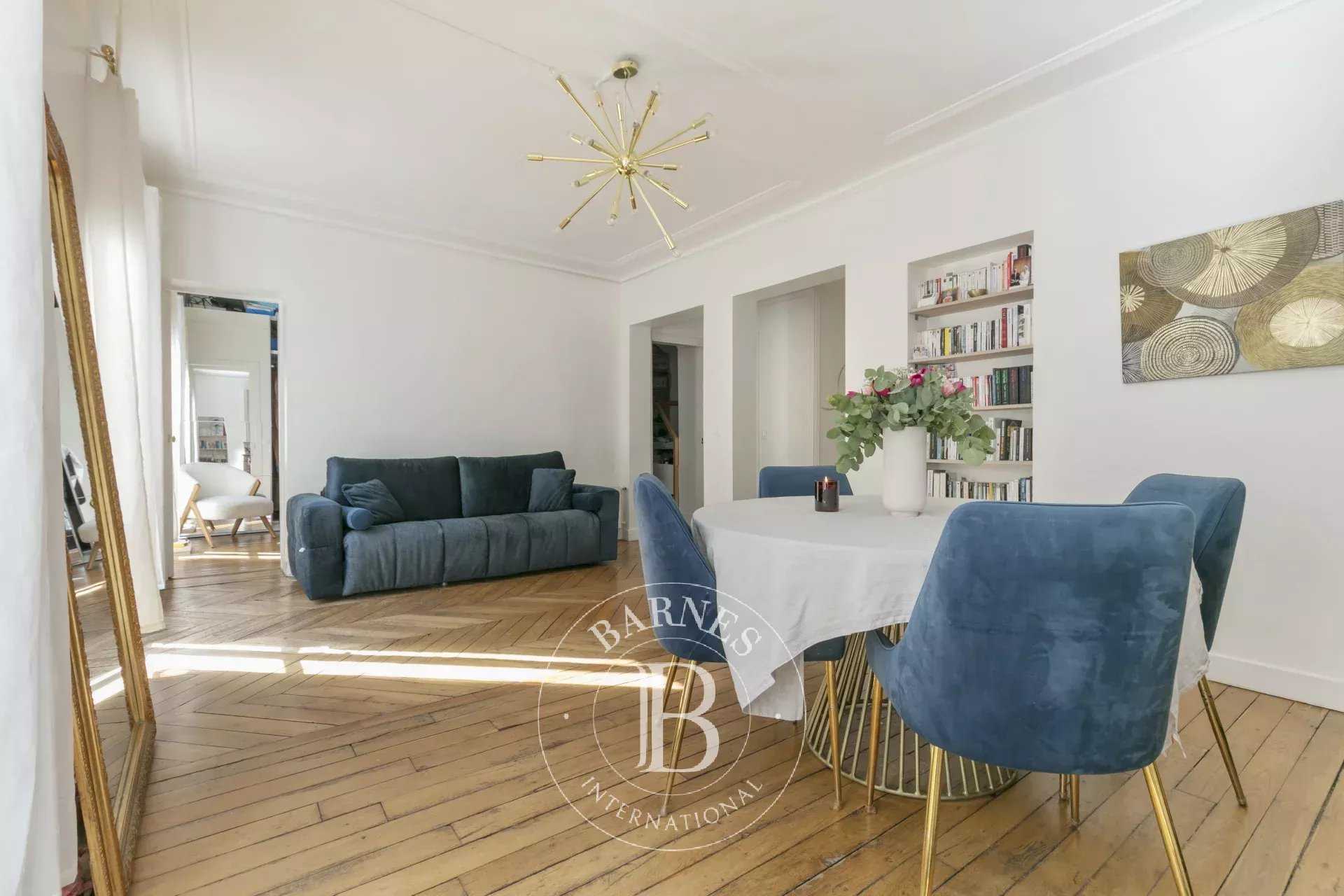 Paris  - Appartement 3 Pi&egrave;ces 2 Chambres