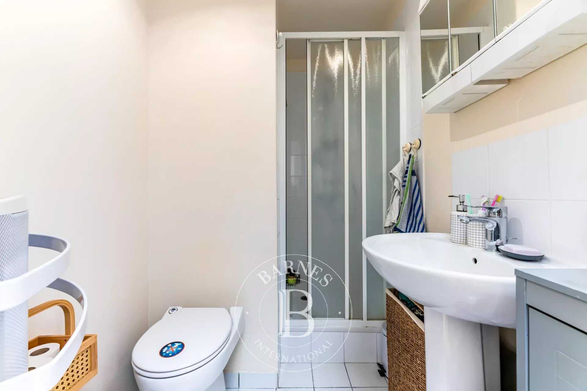 Paris  - Appartement 2 Pi&egrave;ces, 1 Chambre