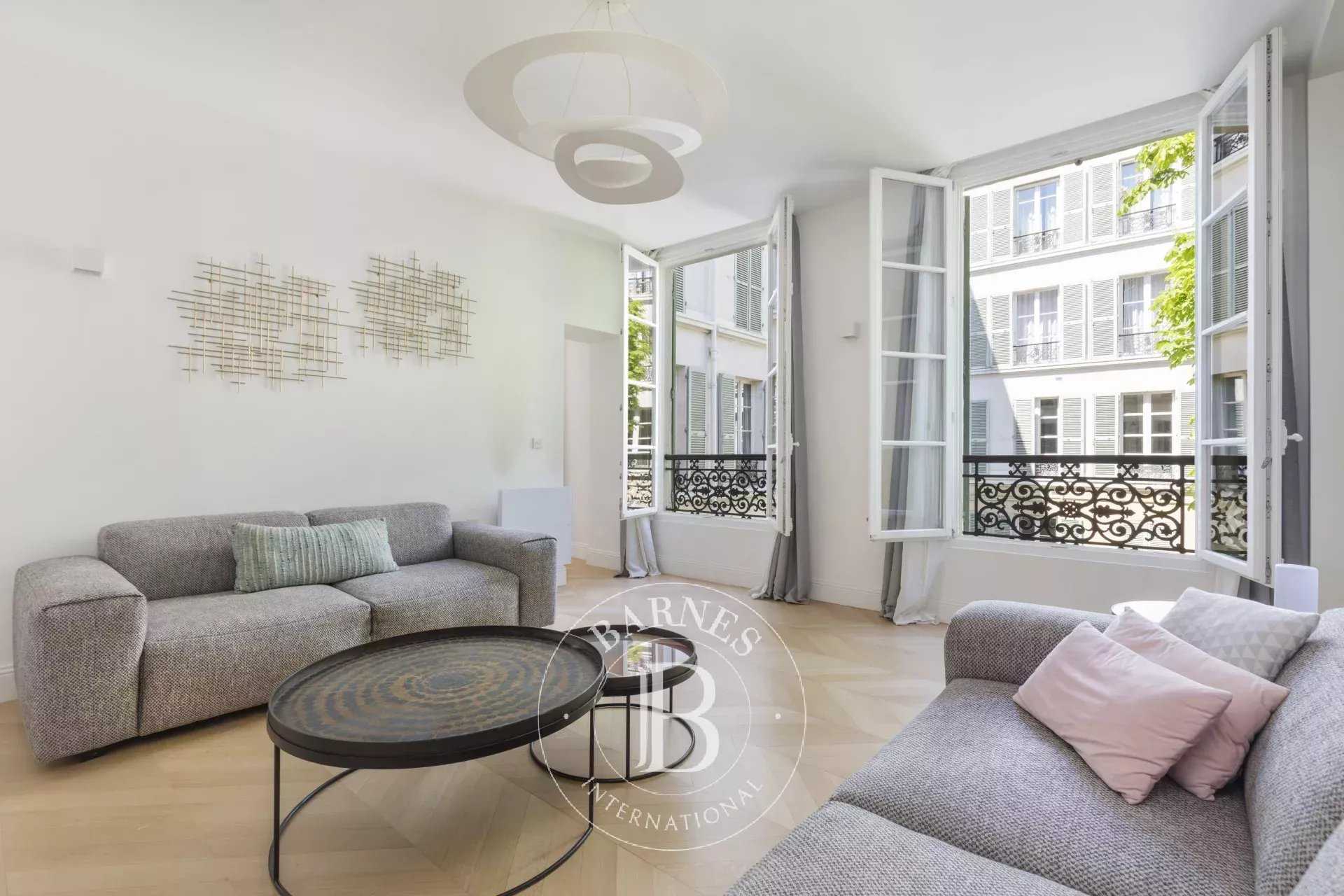 Paris  - Piso 5 Cuartos 2 Habitaciones