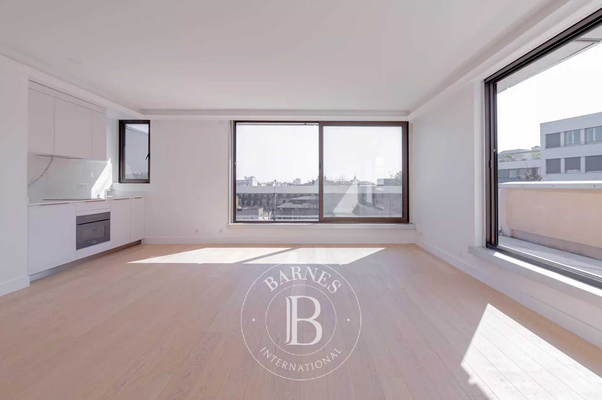 Paris  - Appartement 2 Pièces, 1 Chambre