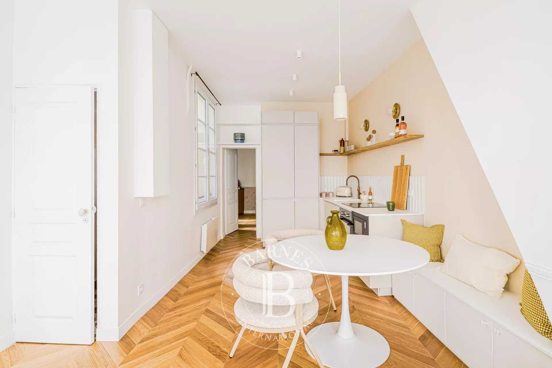 Paris  - Piso 2 Cuartos, 1 Habitacion