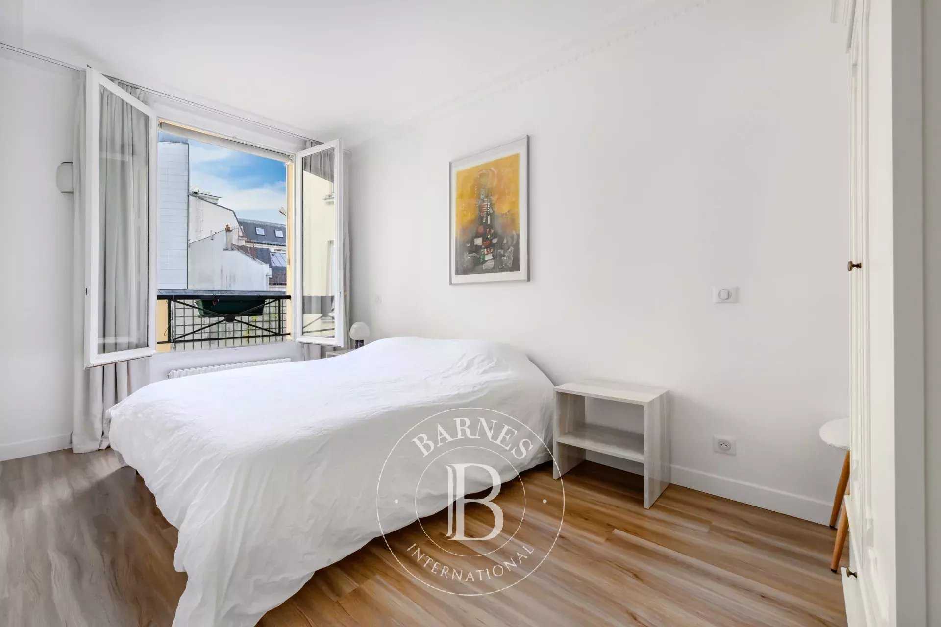 Paris  - Apartment 3 Bedrooms