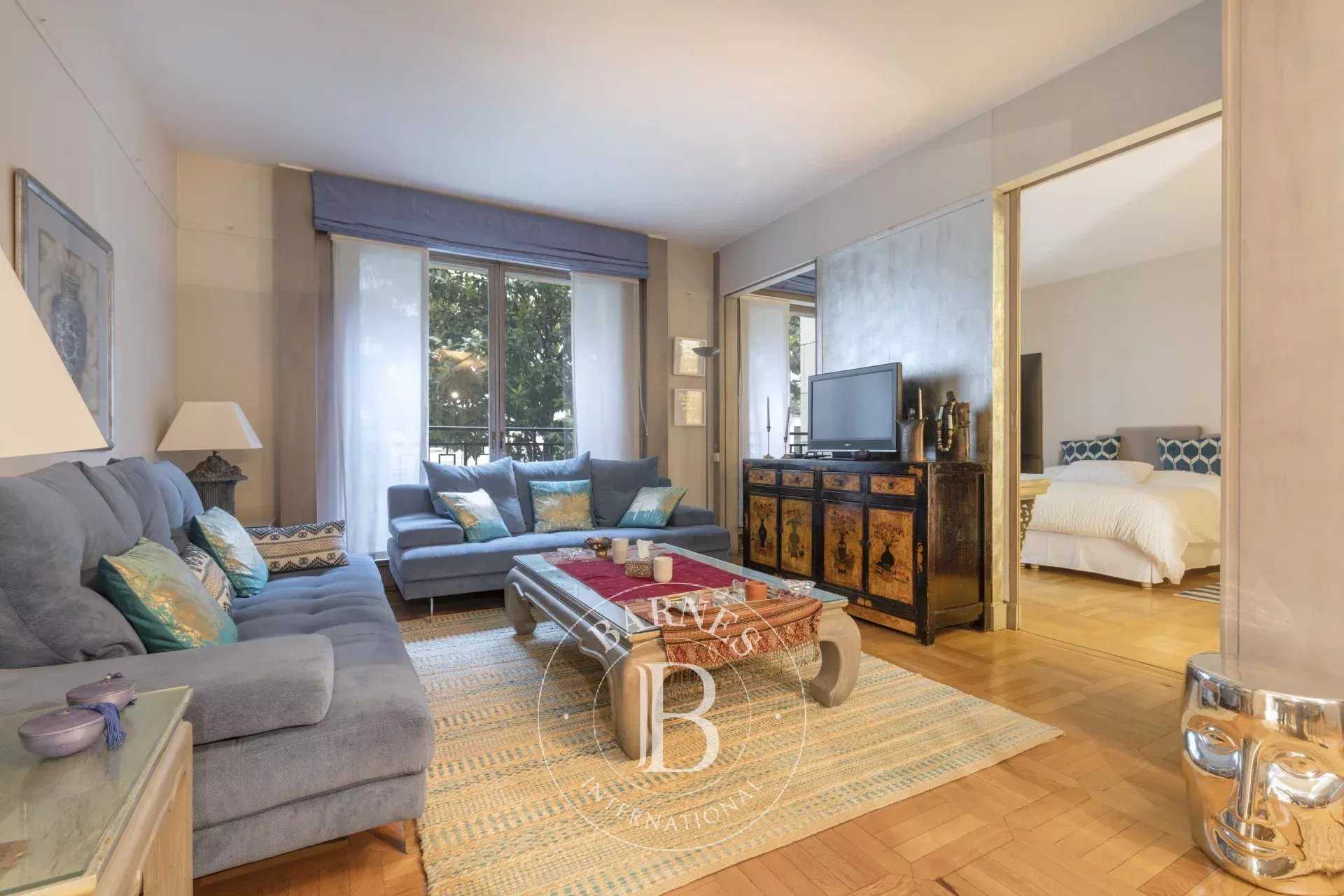 Paris  - Appartement 3 Pièces, 1 Chambre